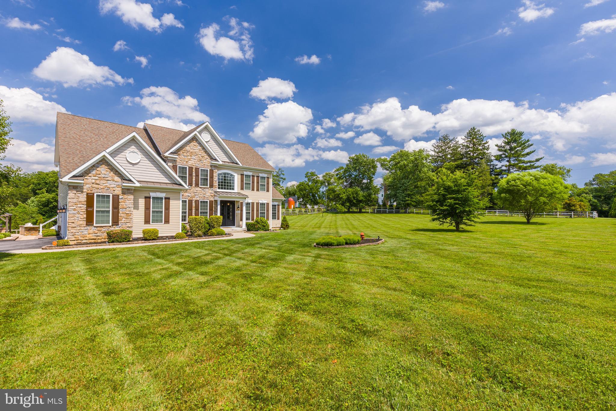 BAYLINE ESTATES - Residential