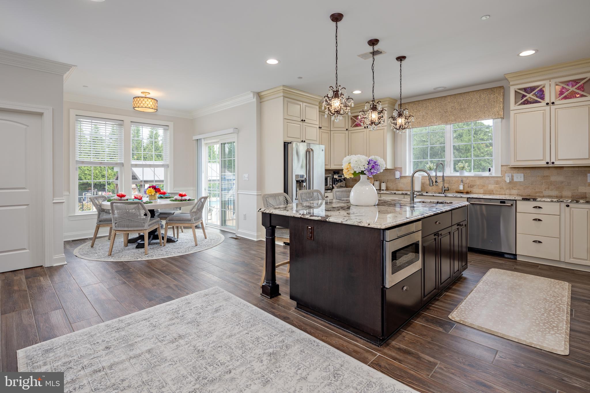 BAYLINE ESTATES - Residential