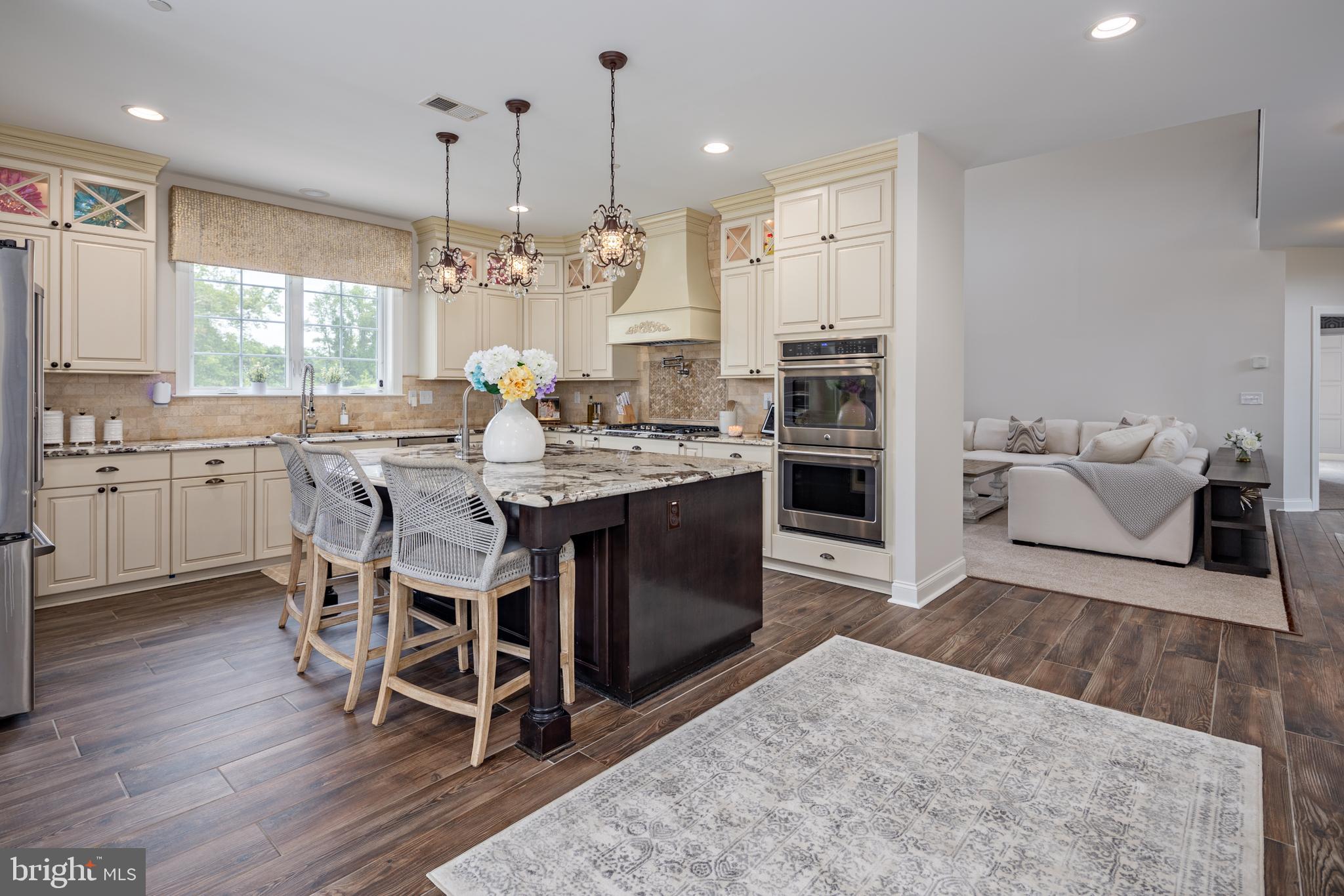 BAYLINE ESTATES - Residential