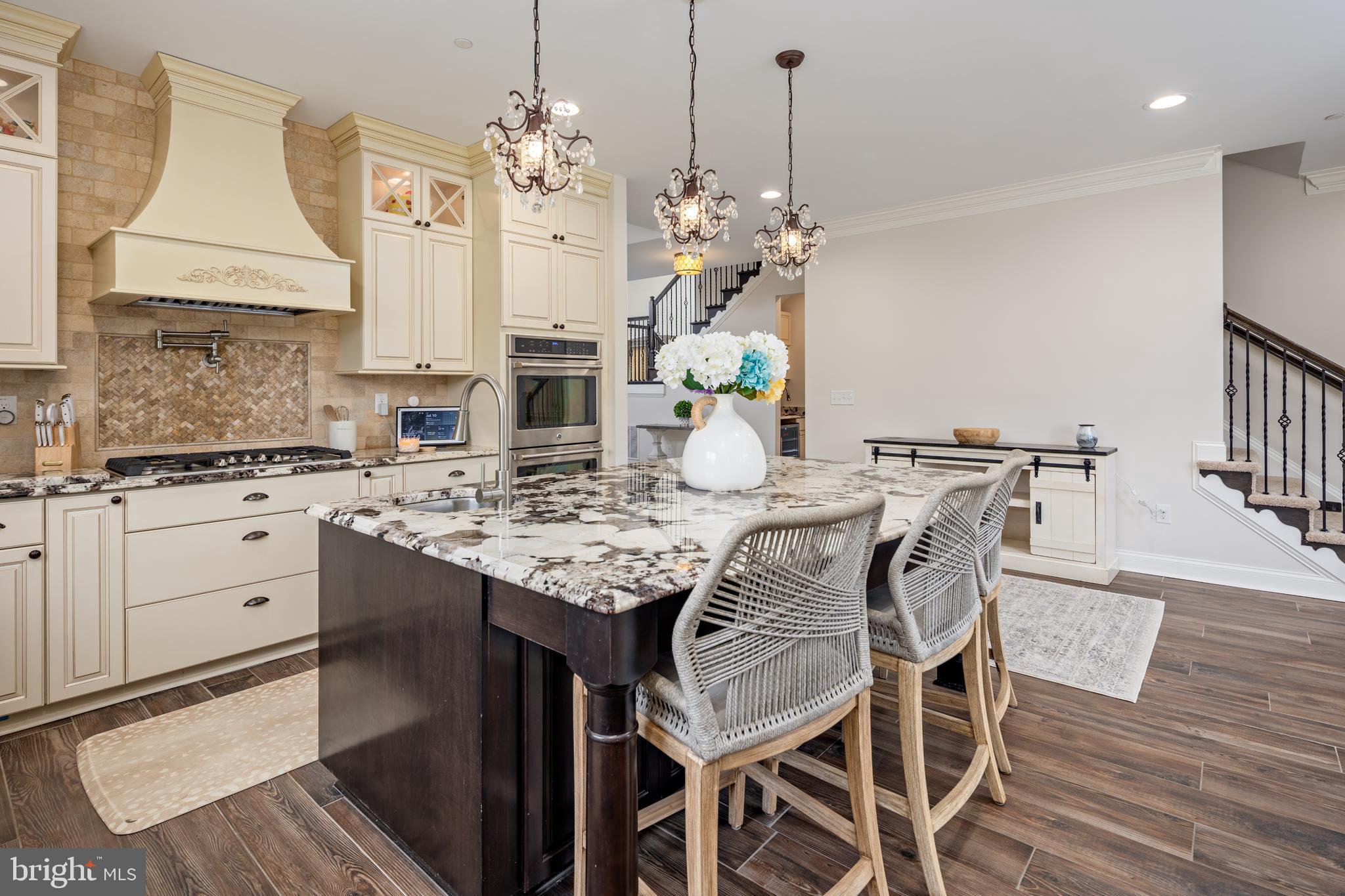 BAYLINE ESTATES - Residential