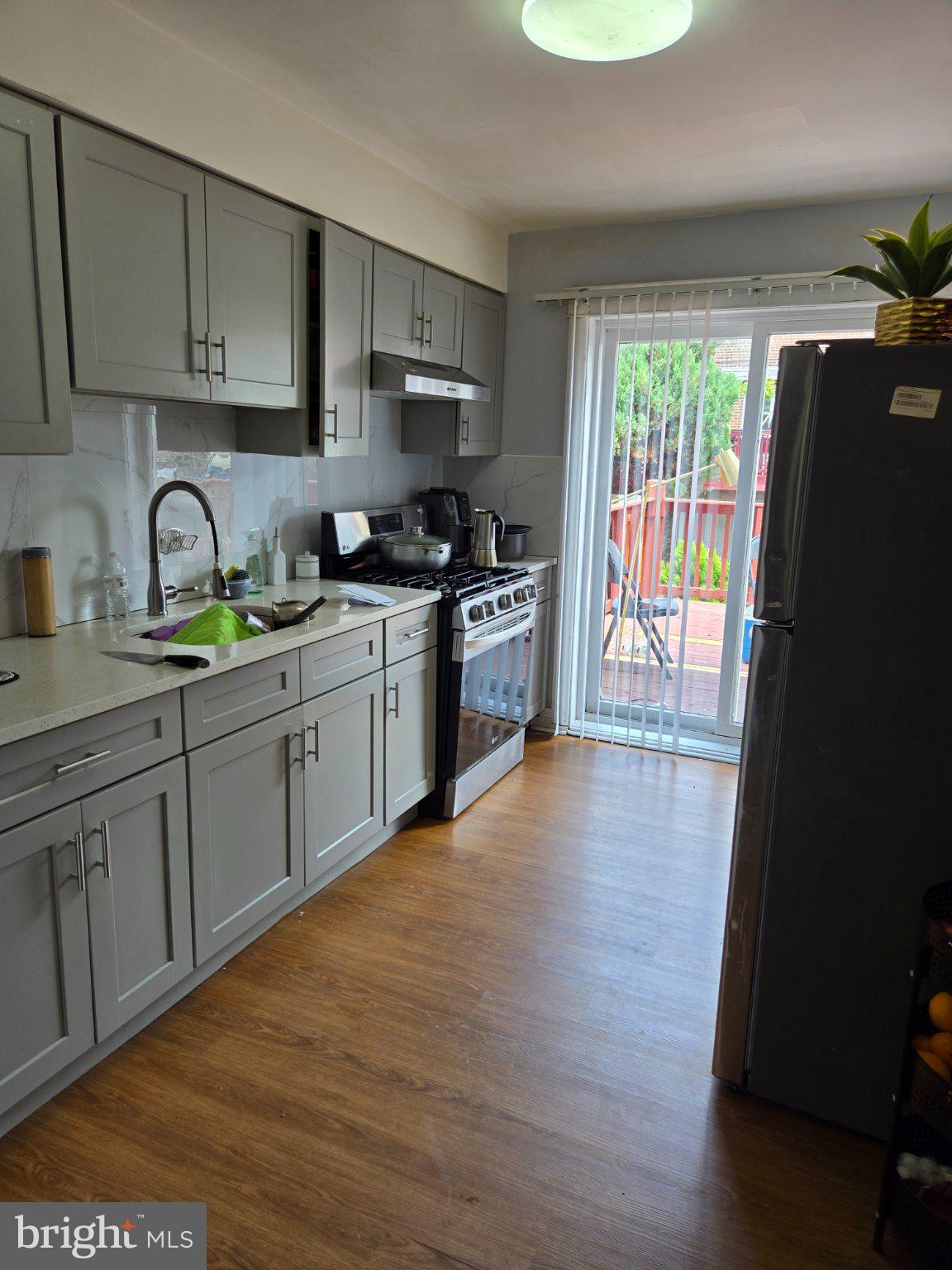 MAYFAIR - Residential