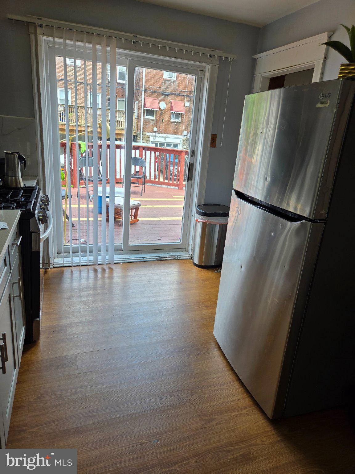MAYFAIR - Residential