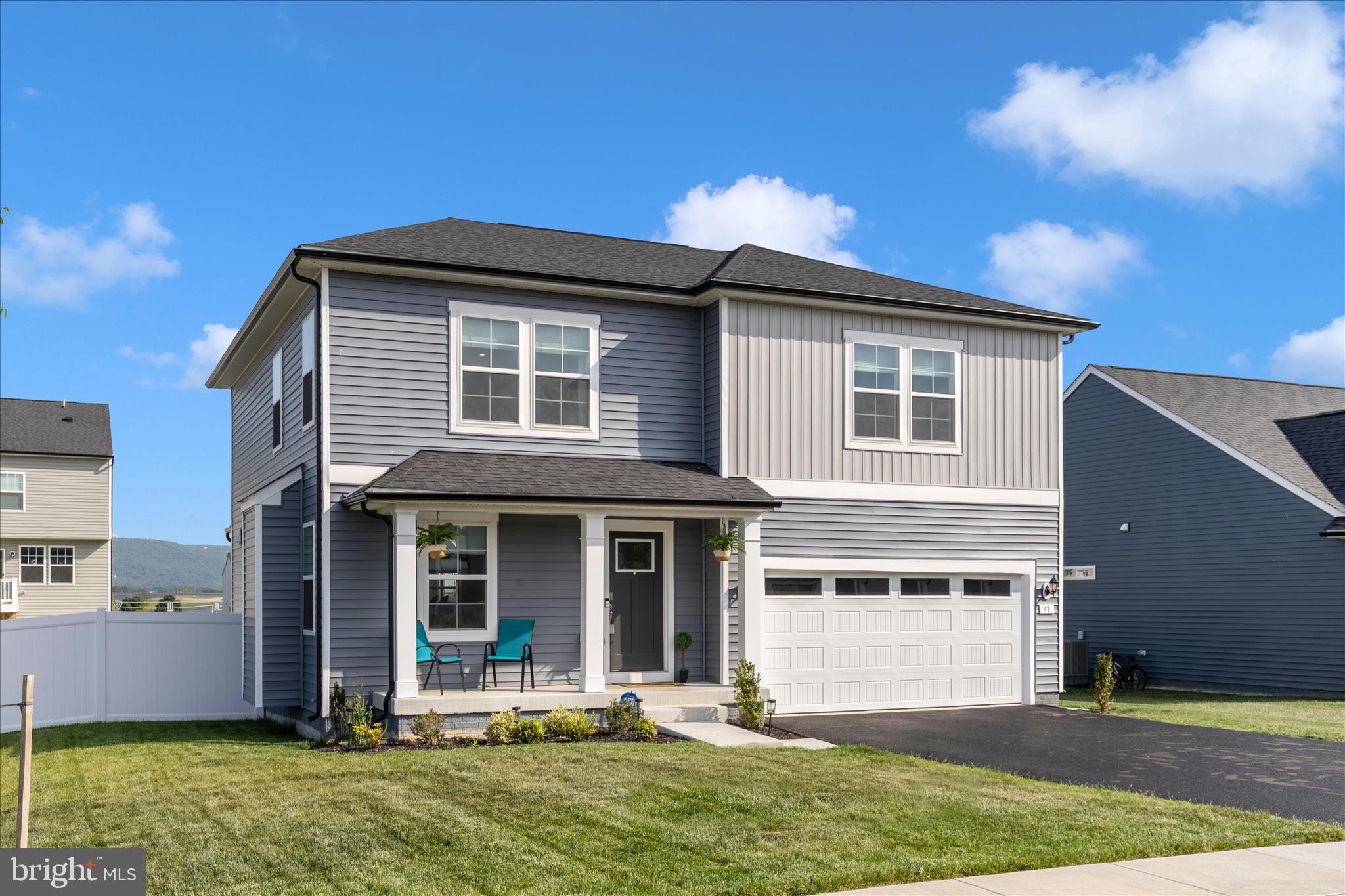 KING'S CROSSING - Residential