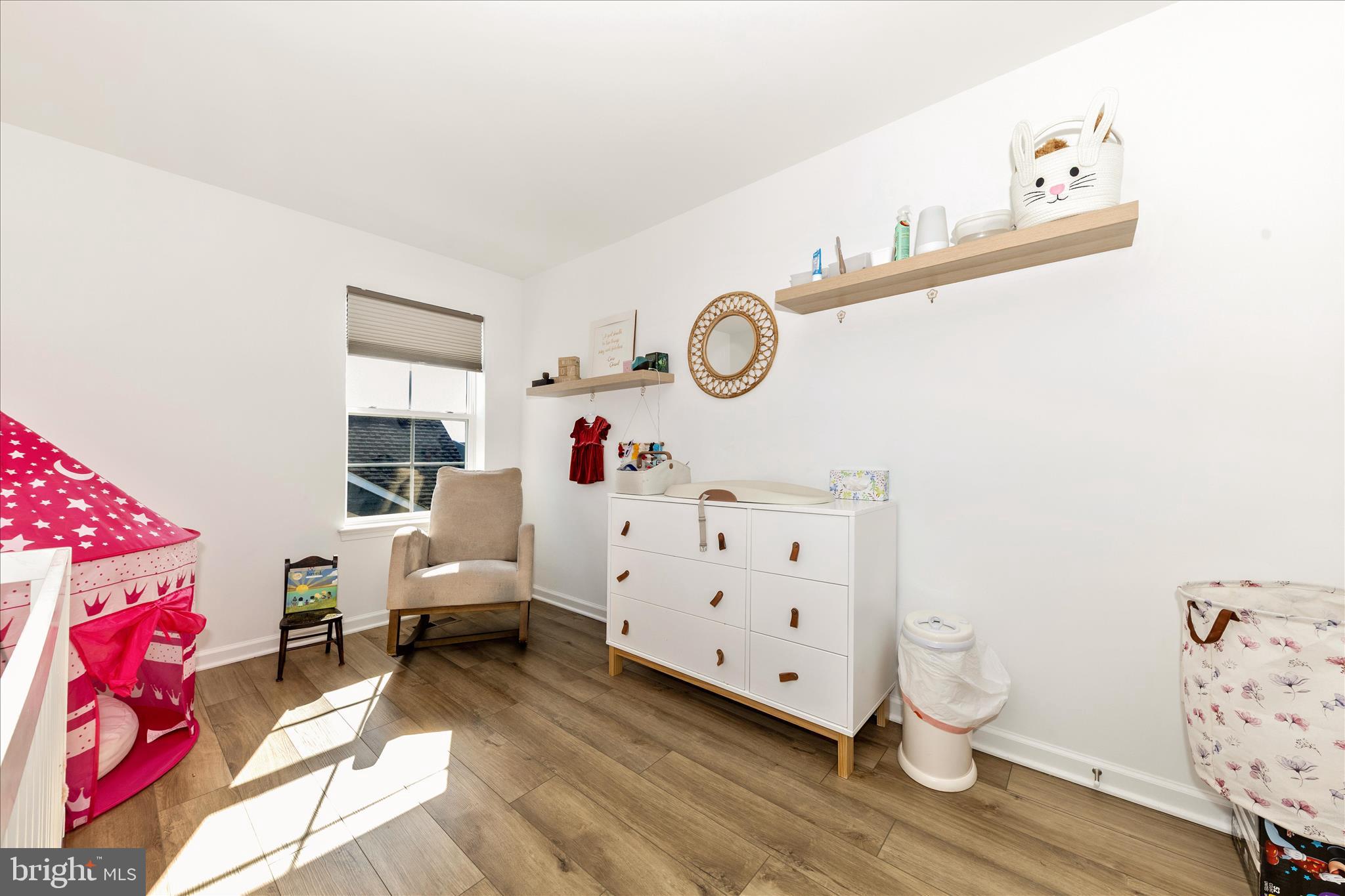KING'S CROSSING - Residential