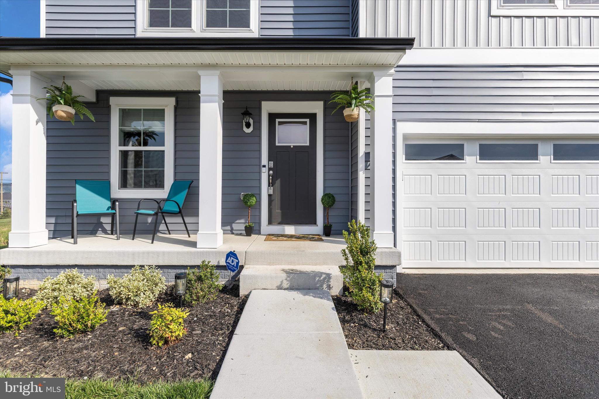 KING'S CROSSING - Residential