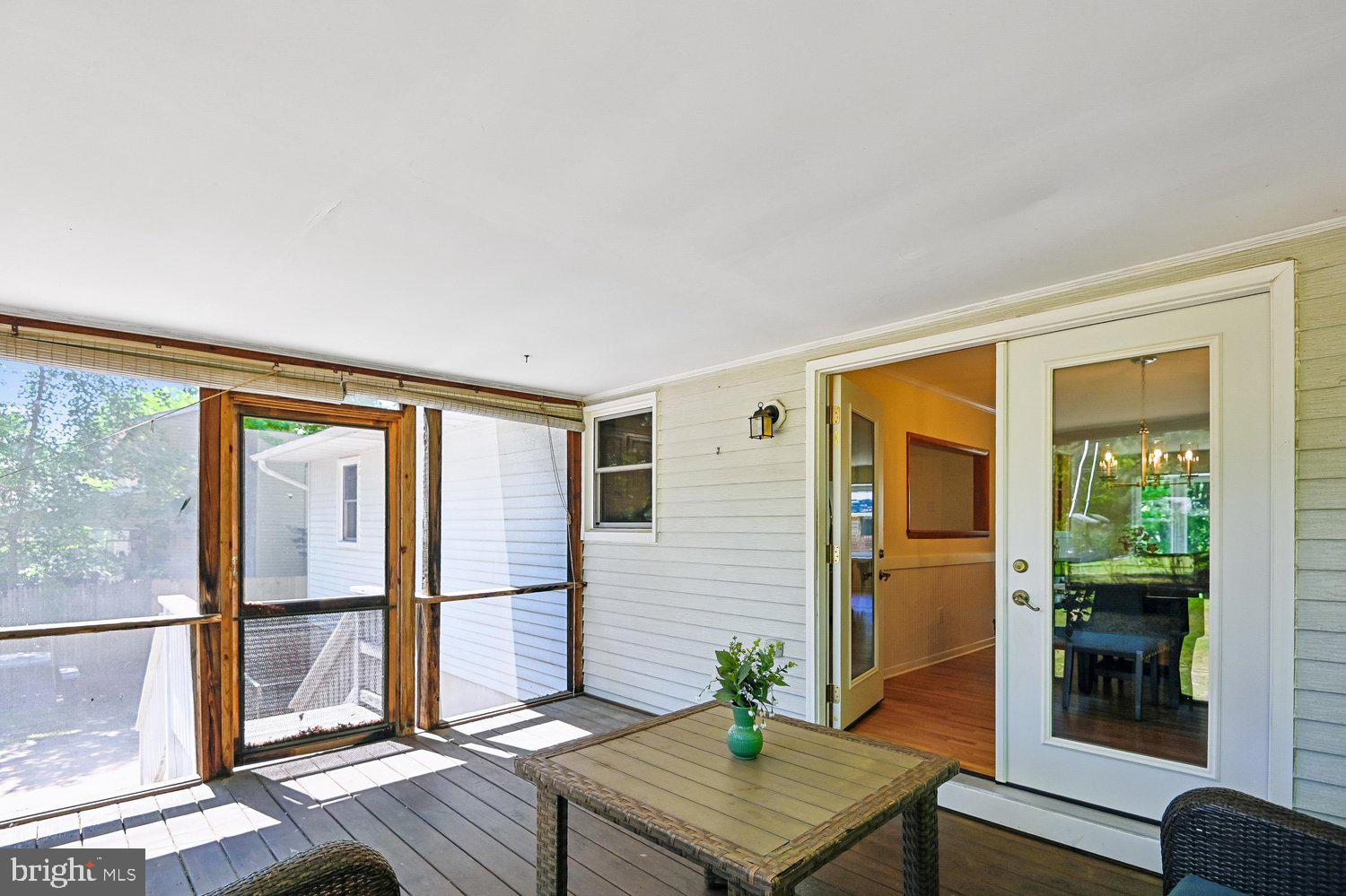 HILLSMERE SHORES - Residential
