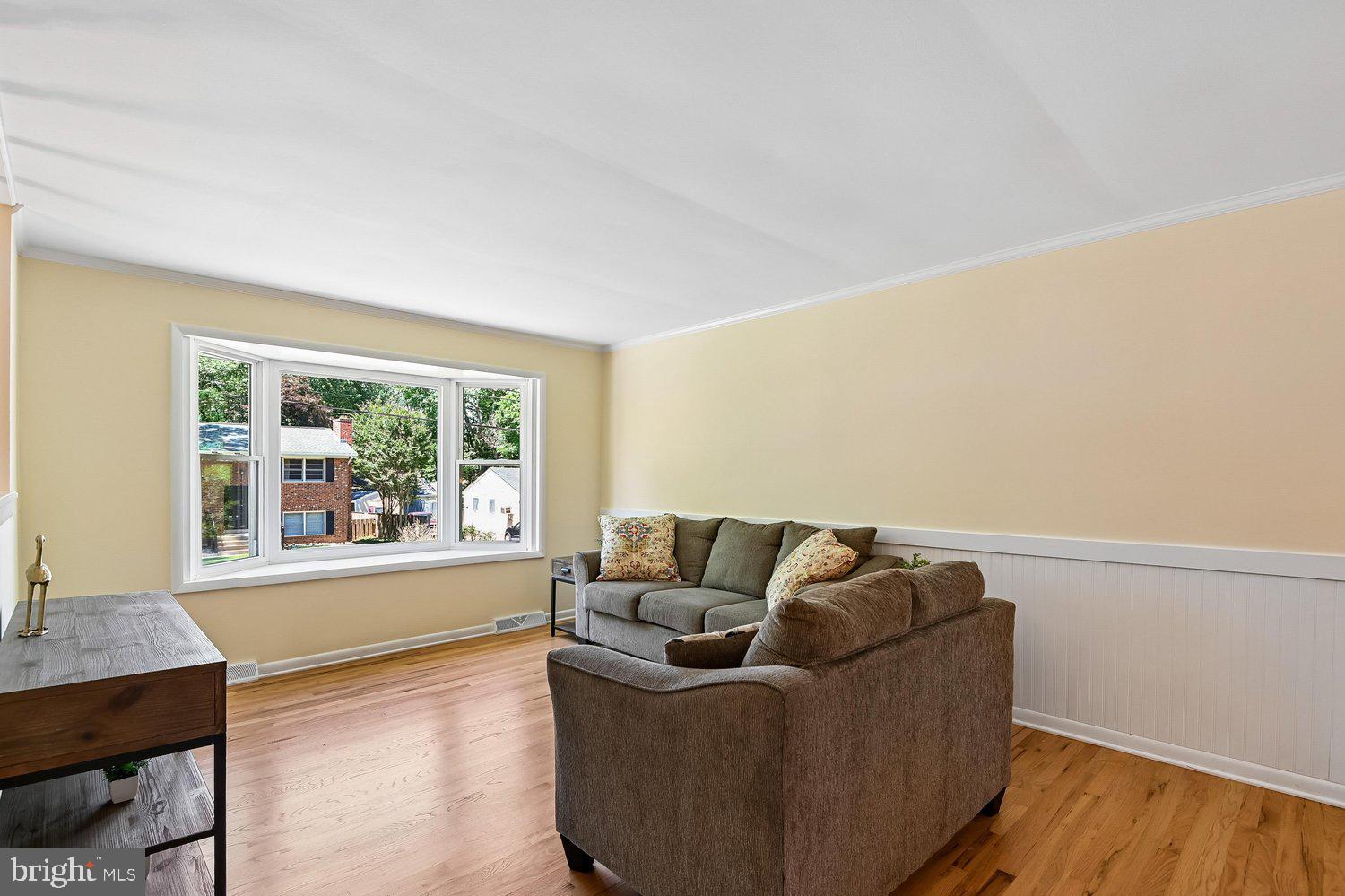 HILLSMERE SHORES - Residential