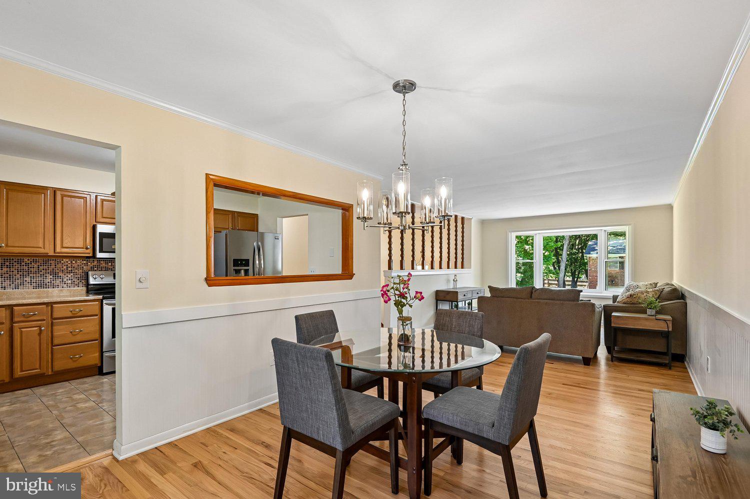 HILLSMERE SHORES - Residential