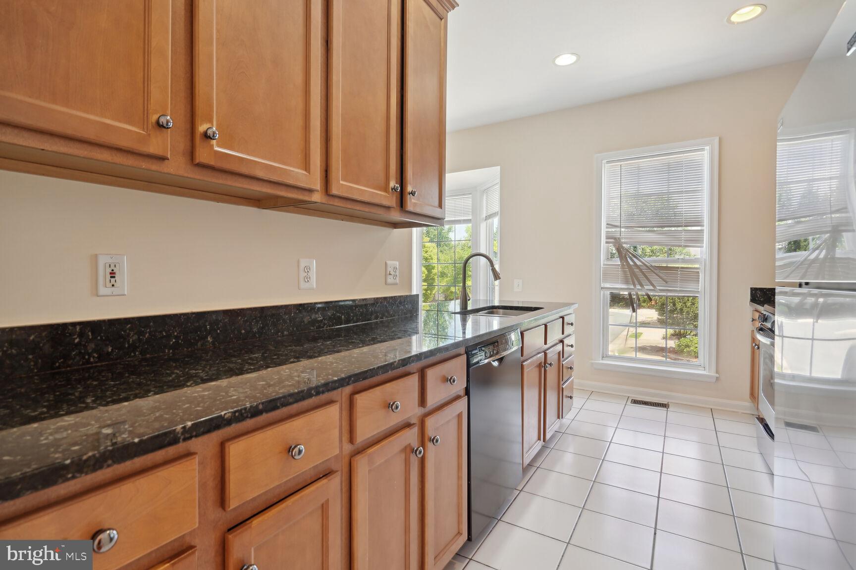 JAPONICA - Residential Lease