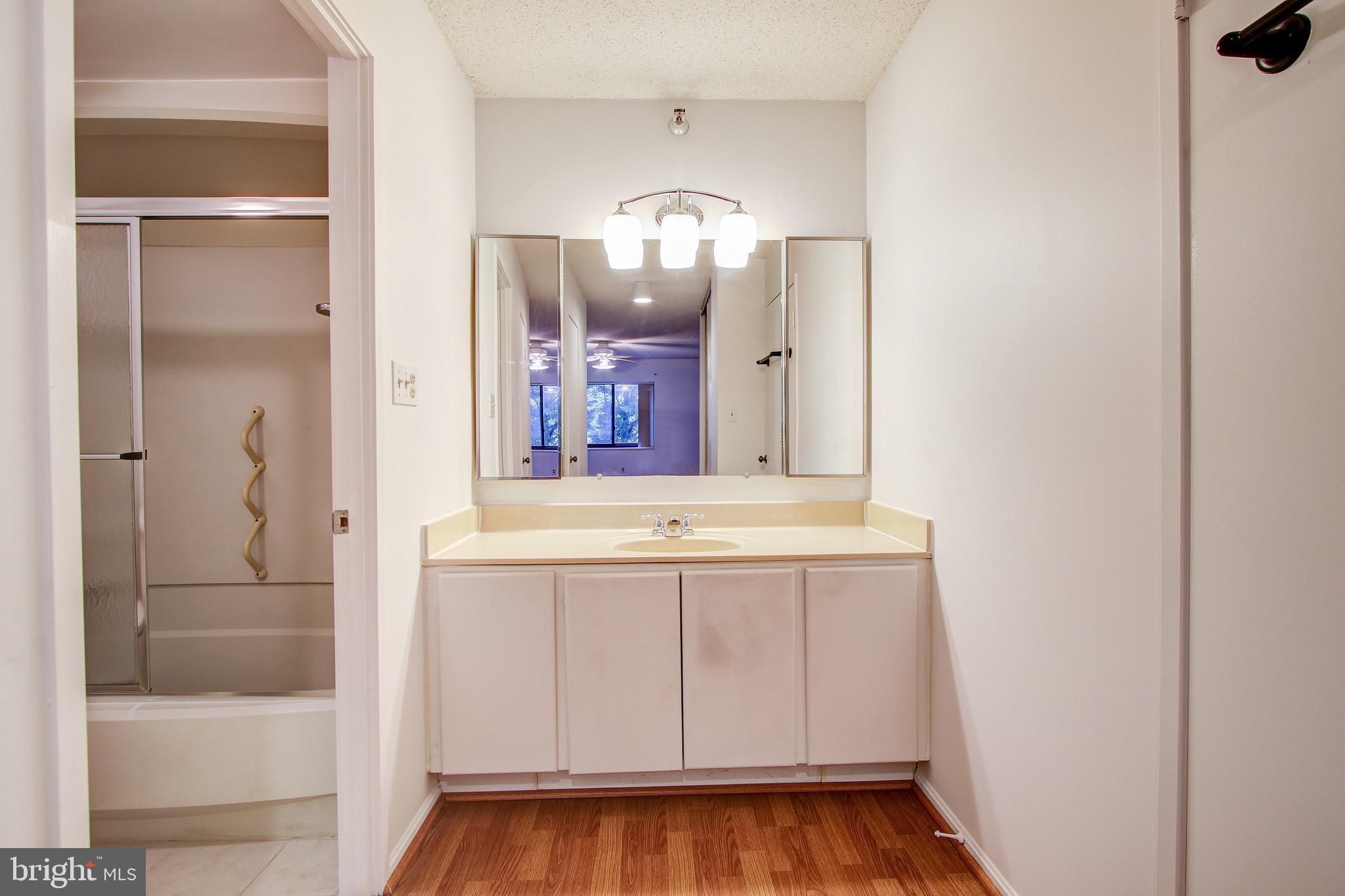 GREENS AT LEISURE WORLD - Residential