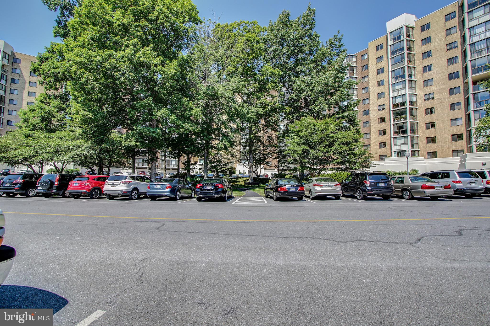 GREENS AT LEISURE WORLD - Residential
