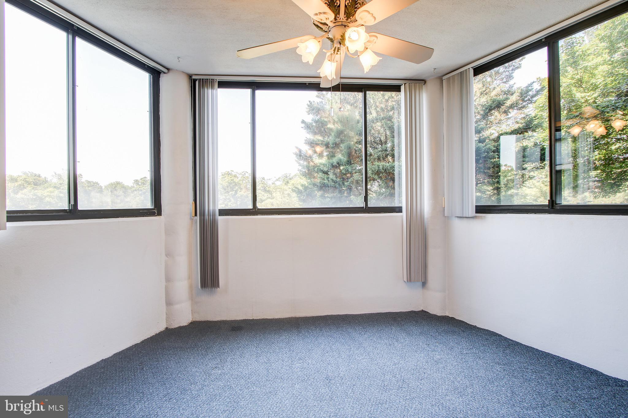GREENS AT LEISURE WORLD - Residential