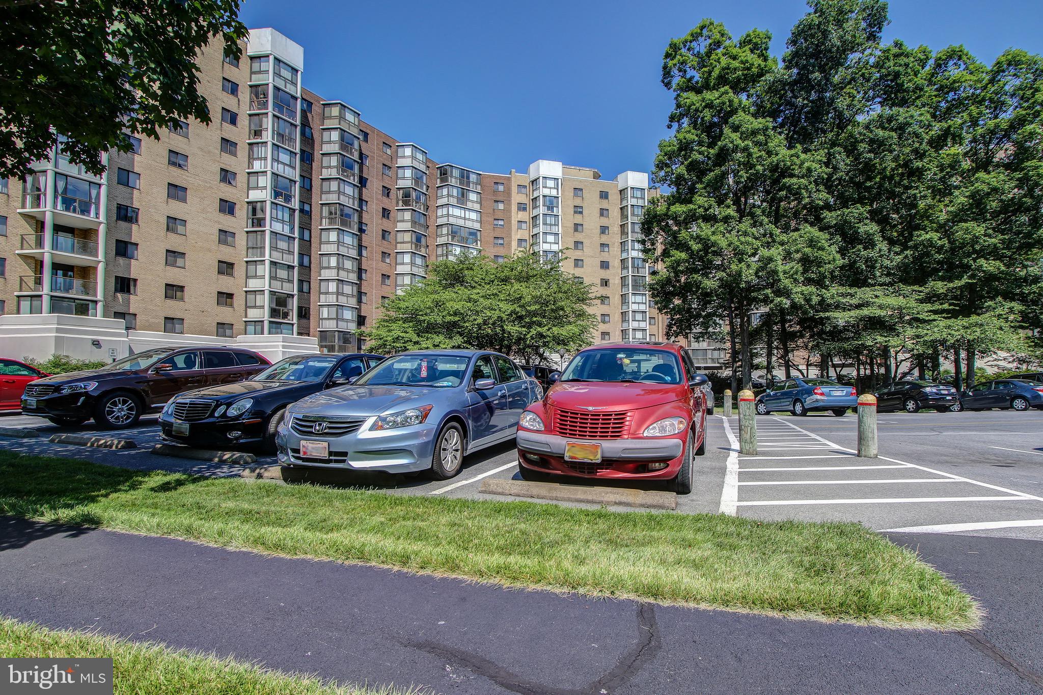 GREENS AT LEISURE WORLD - Residential