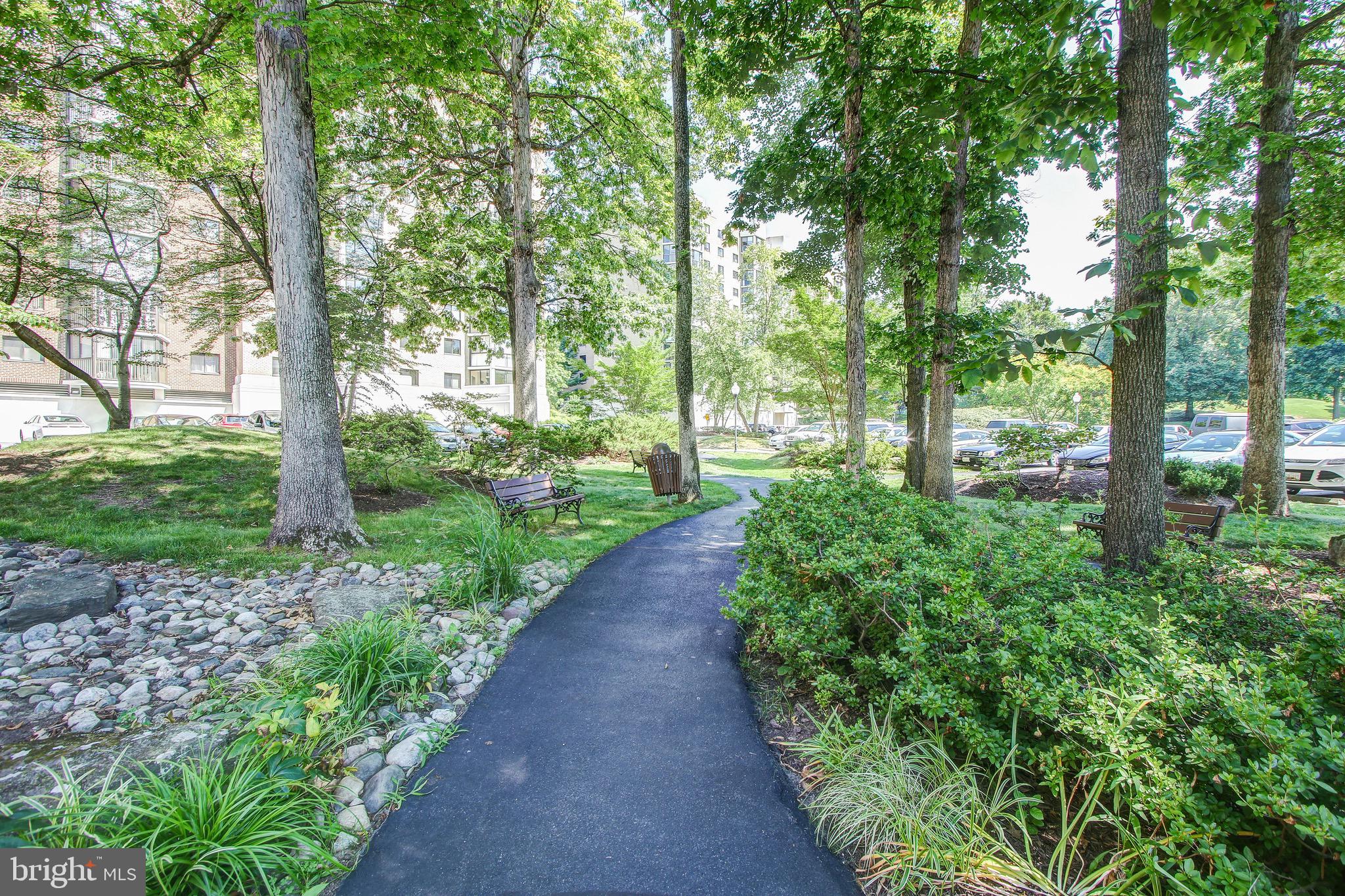 GREENS AT LEISURE WORLD - Residential
