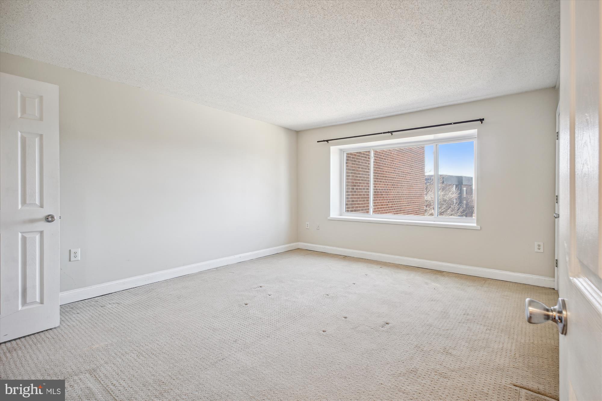 FORT ELLSWORTH - Residential Lease
