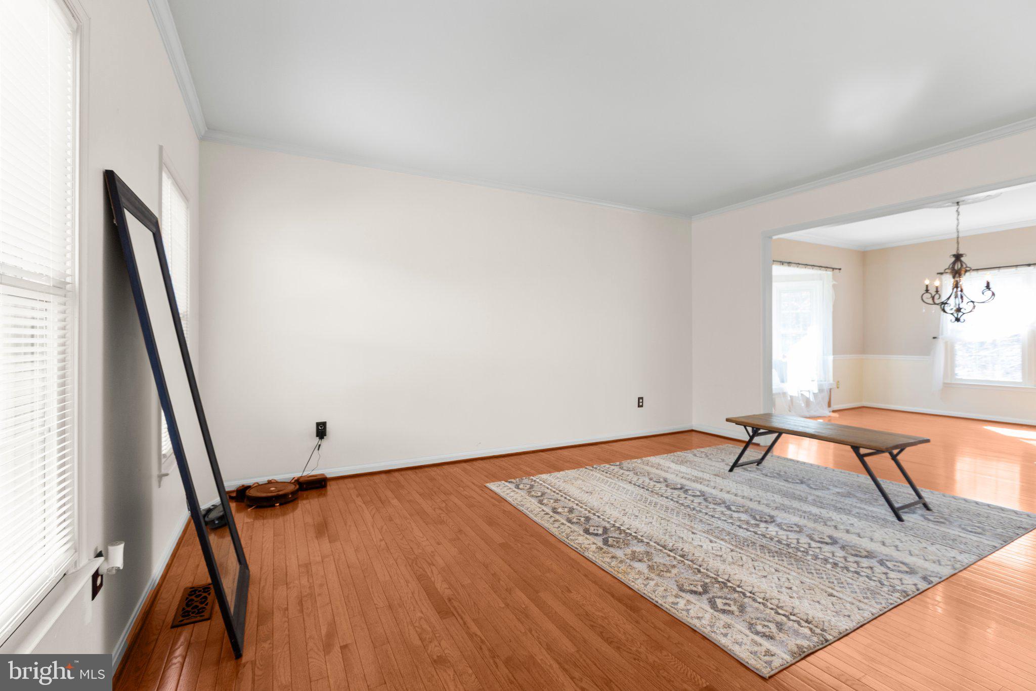 HAMPTON OAKS - Residential