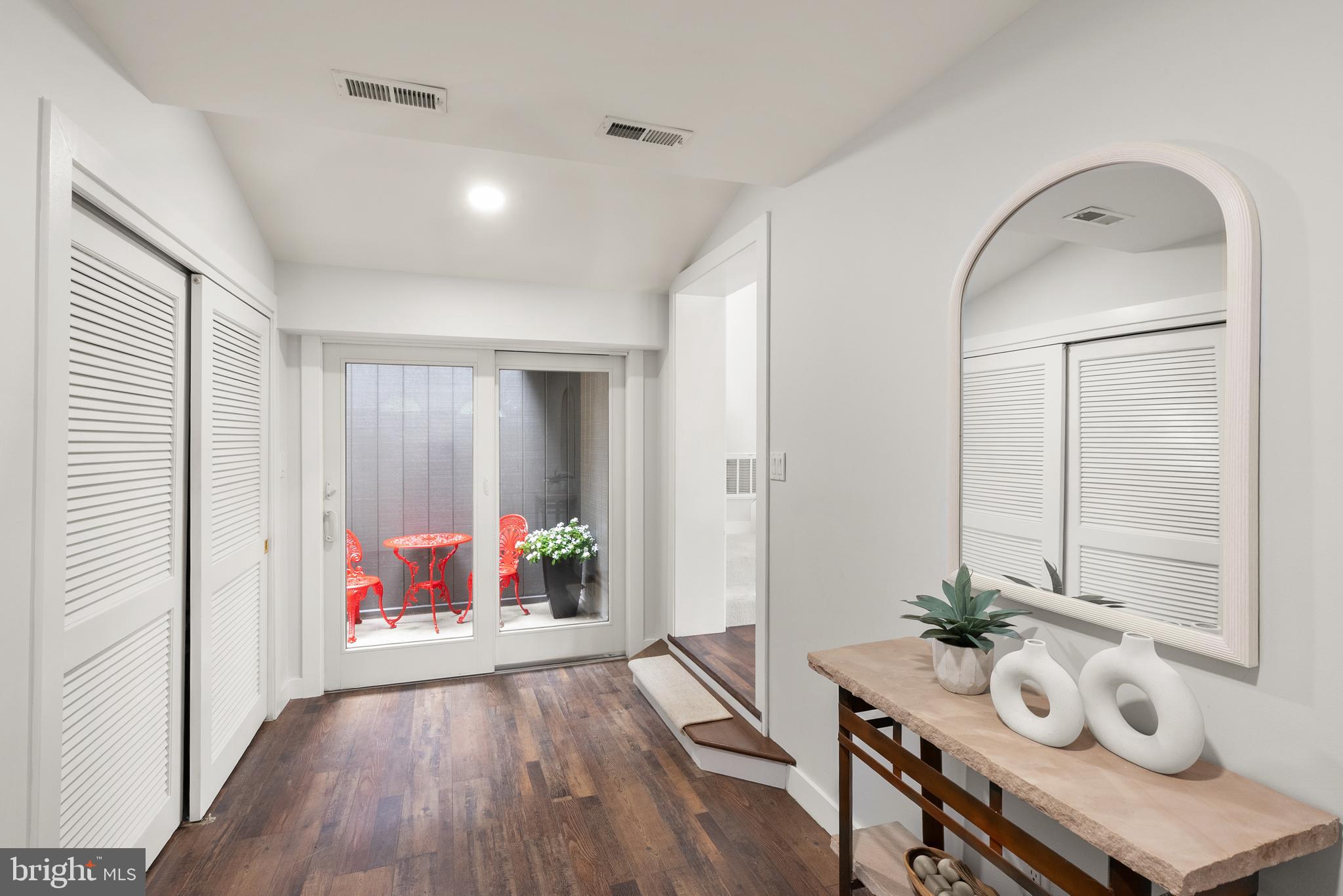 BONNIE BRAE - Residential