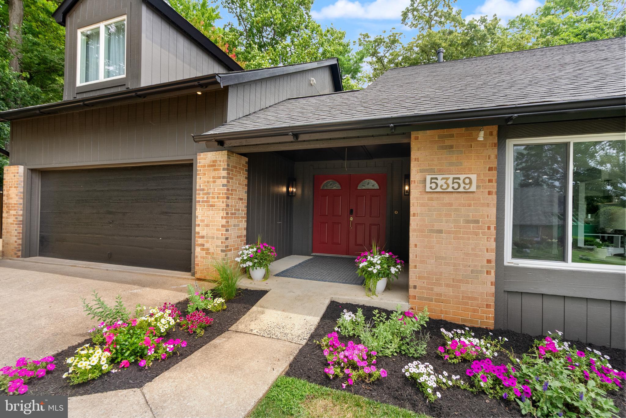 BONNIE BRAE - Residential