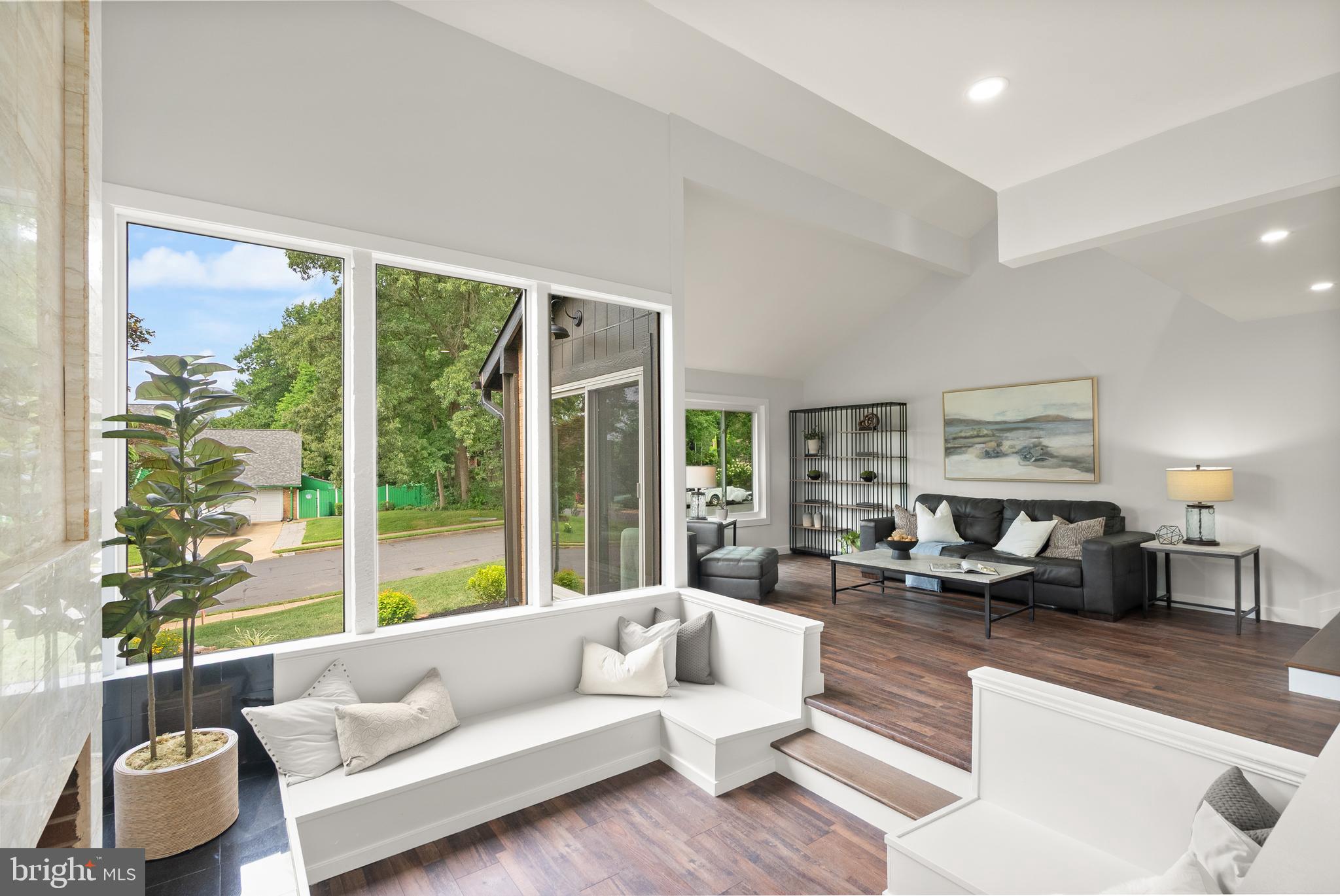 BONNIE BRAE - Residential