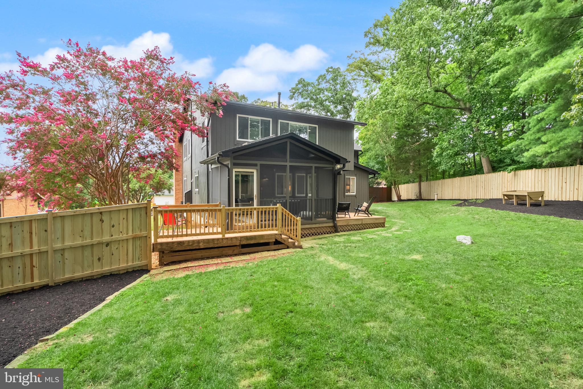 BONNIE BRAE - Residential