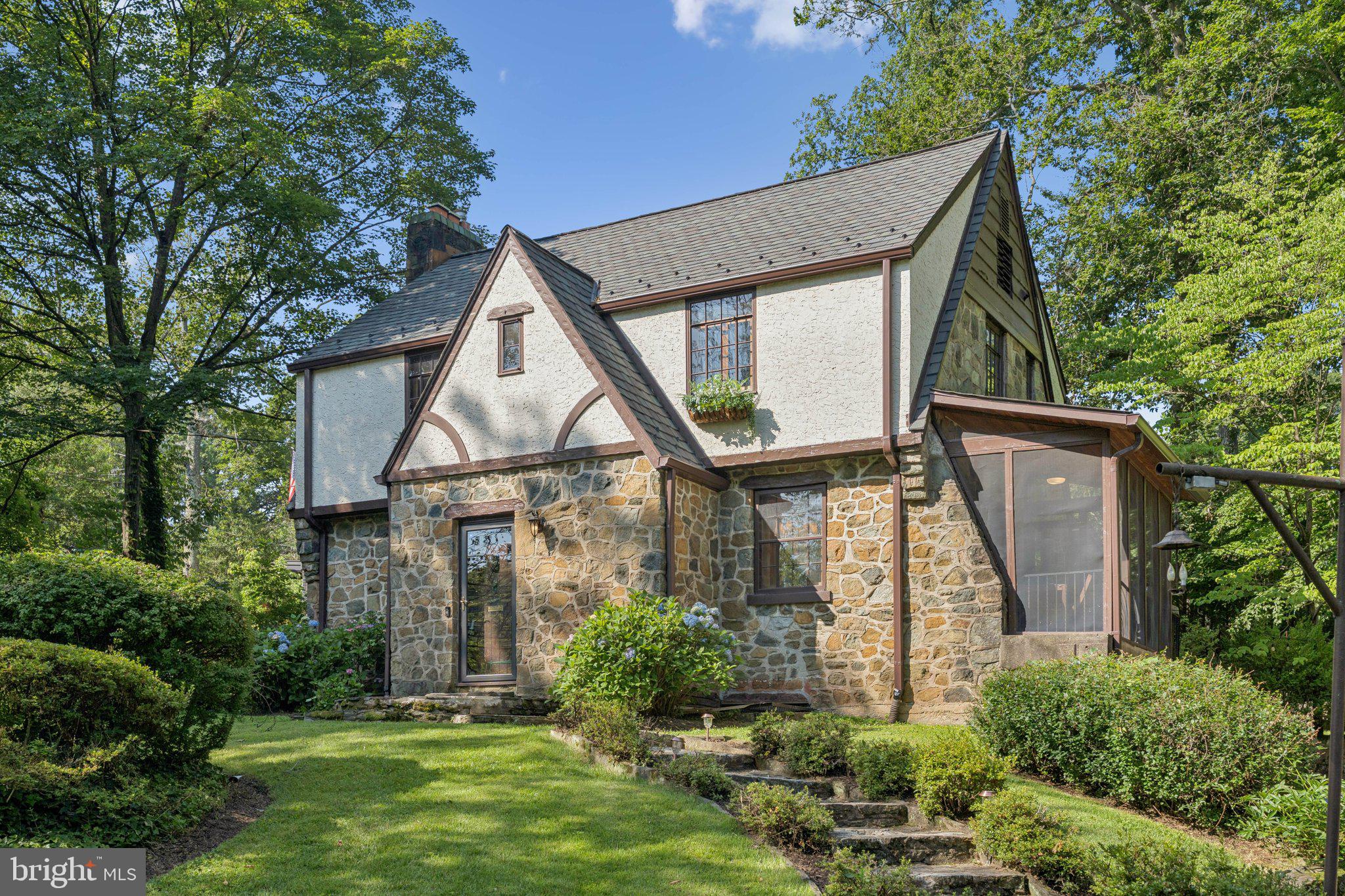 WOODHAVEN - Residential