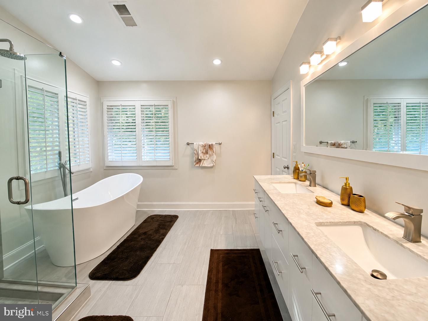 WYNNEWOOD - Residential