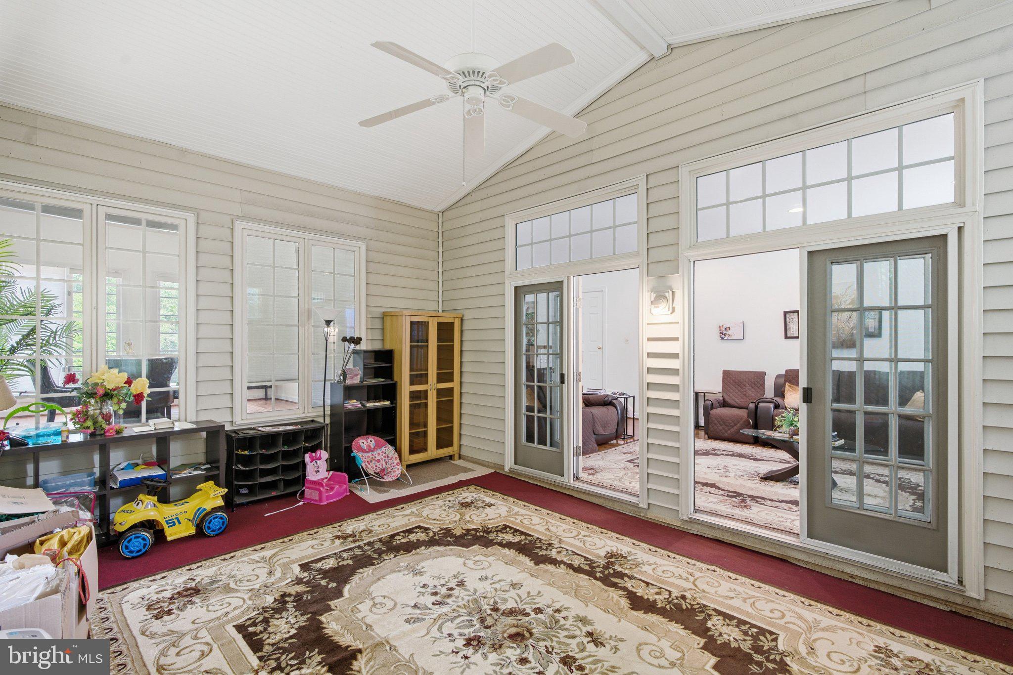 WYNNEWOOD - Residential