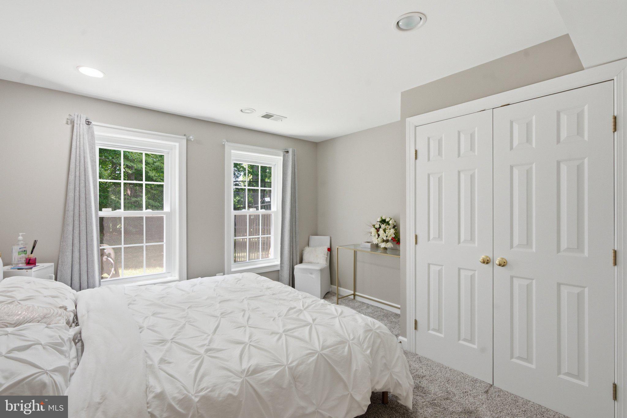 WYNNEWOOD - Residential
