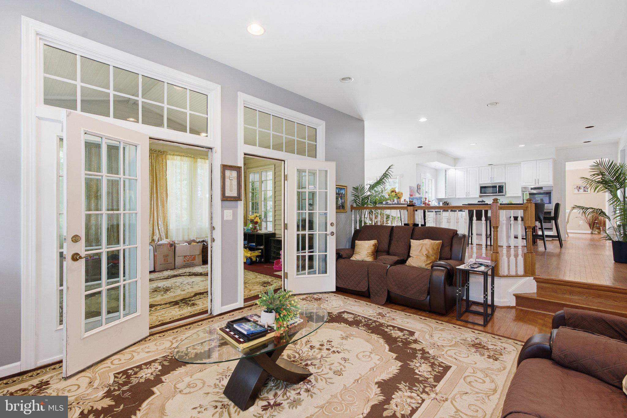WYNNEWOOD - Residential