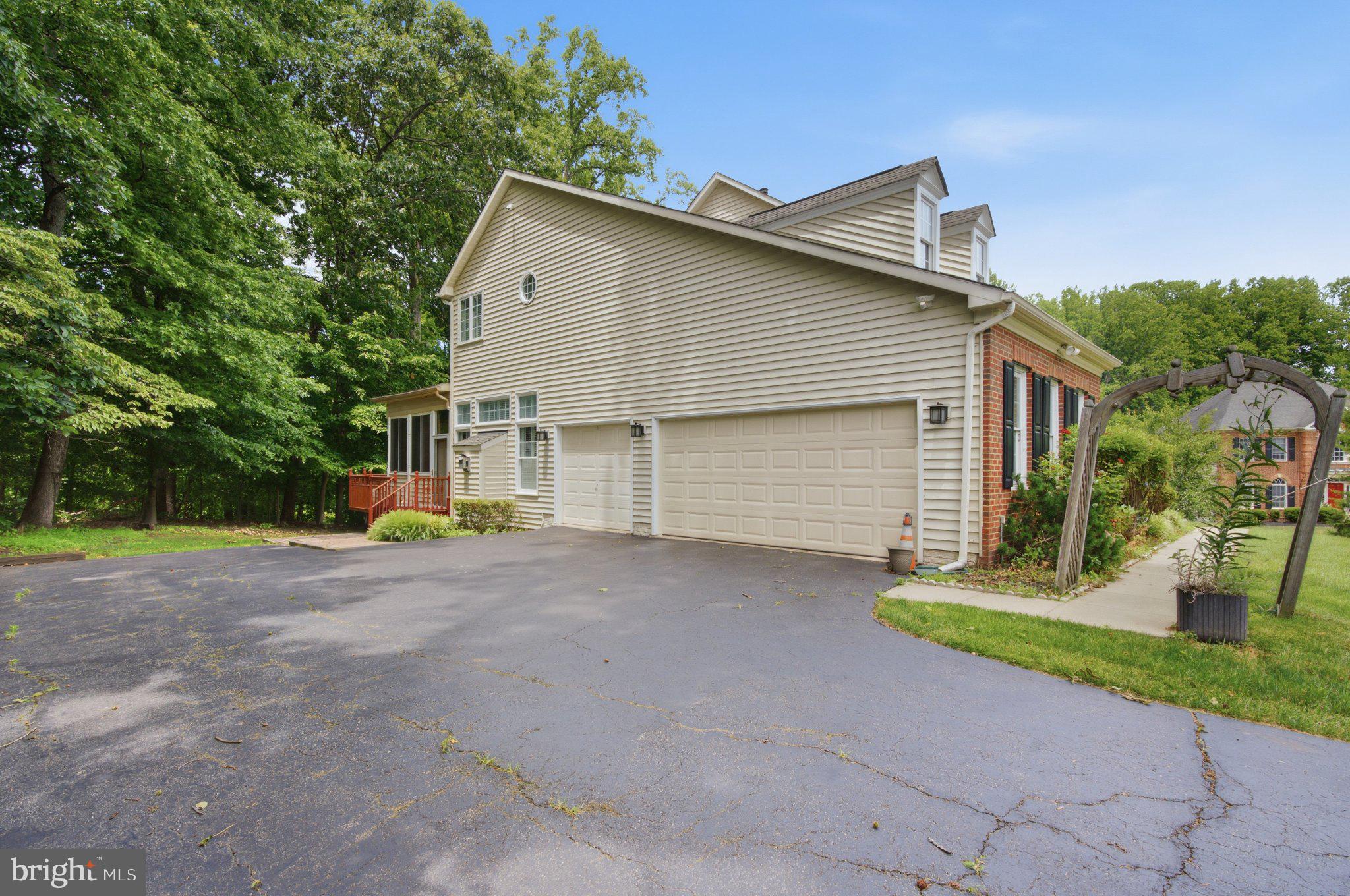 WYNNEWOOD - Residential
