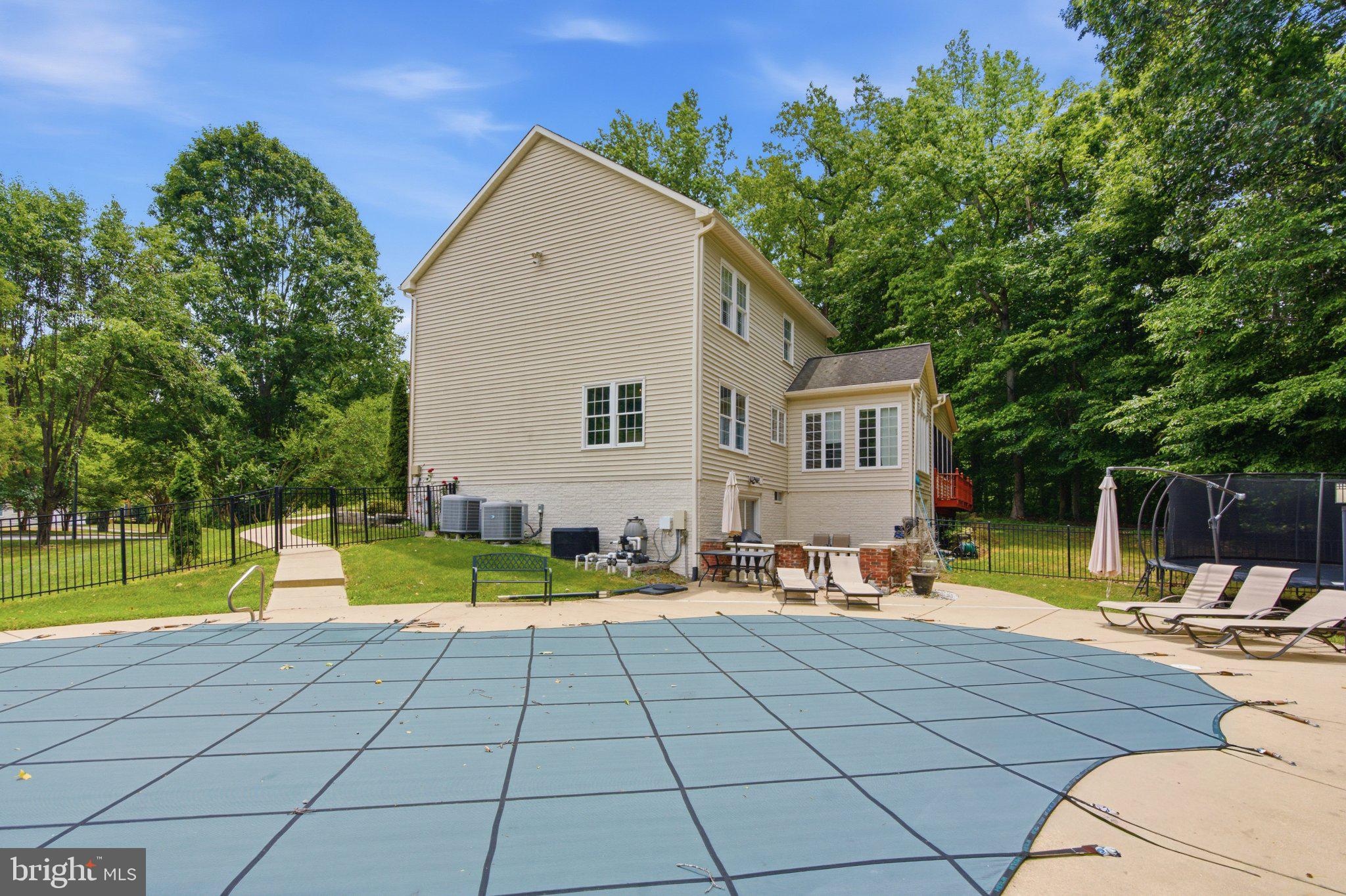 WYNNEWOOD - Residential
