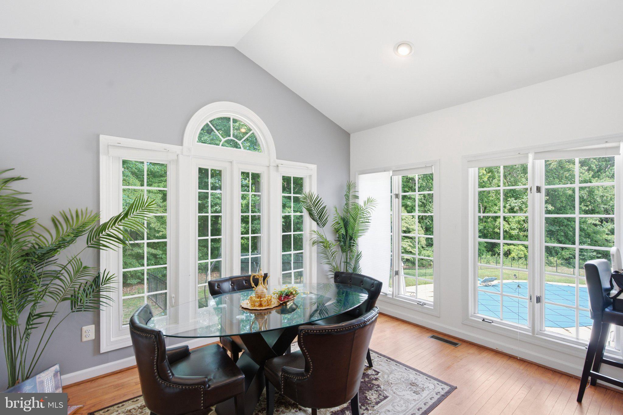 WYNNEWOOD - Residential