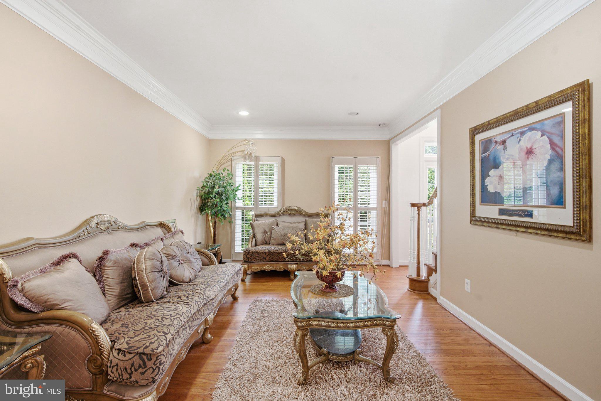 WYNNEWOOD - Residential
