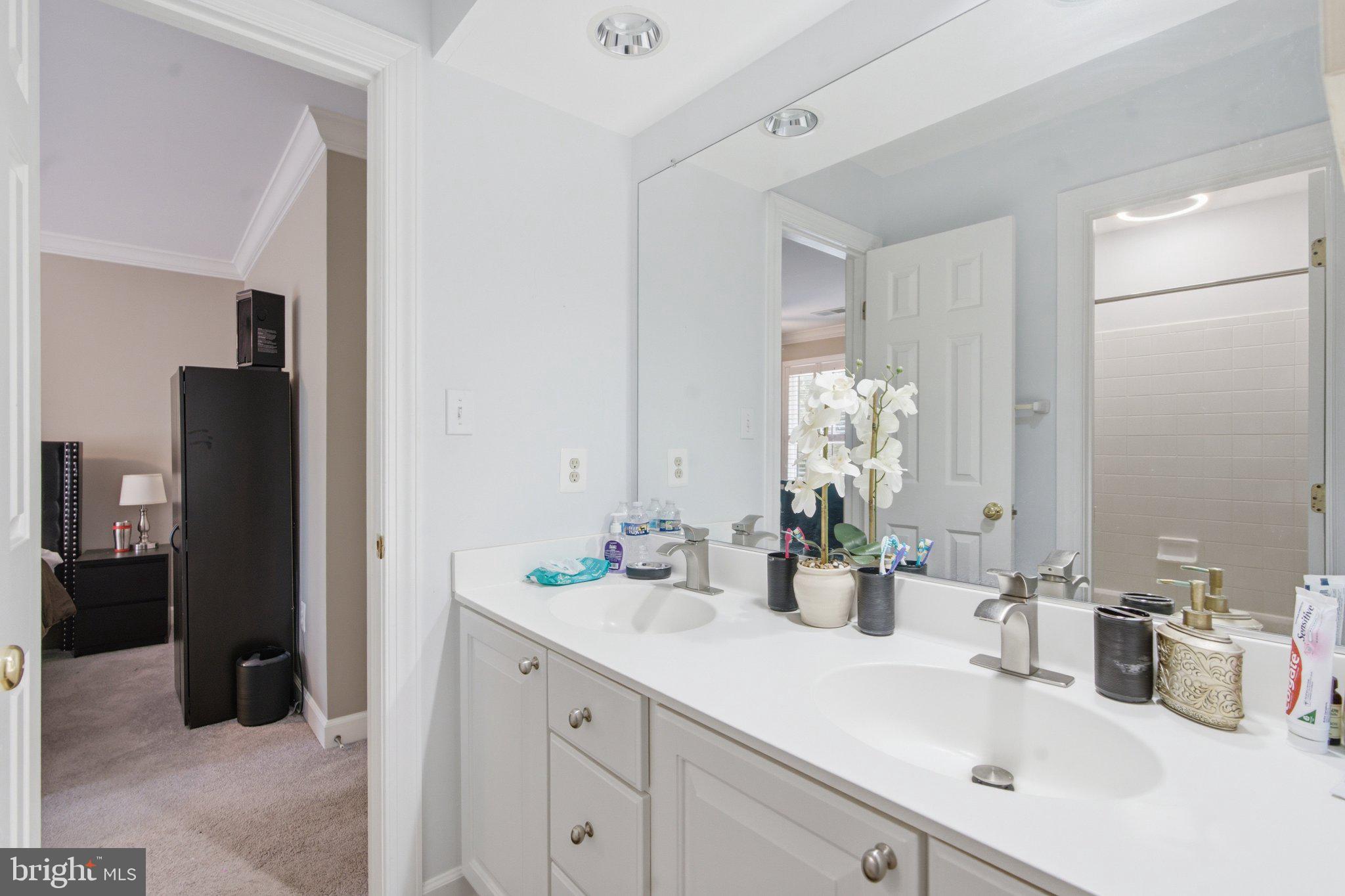 WYNNEWOOD - Residential