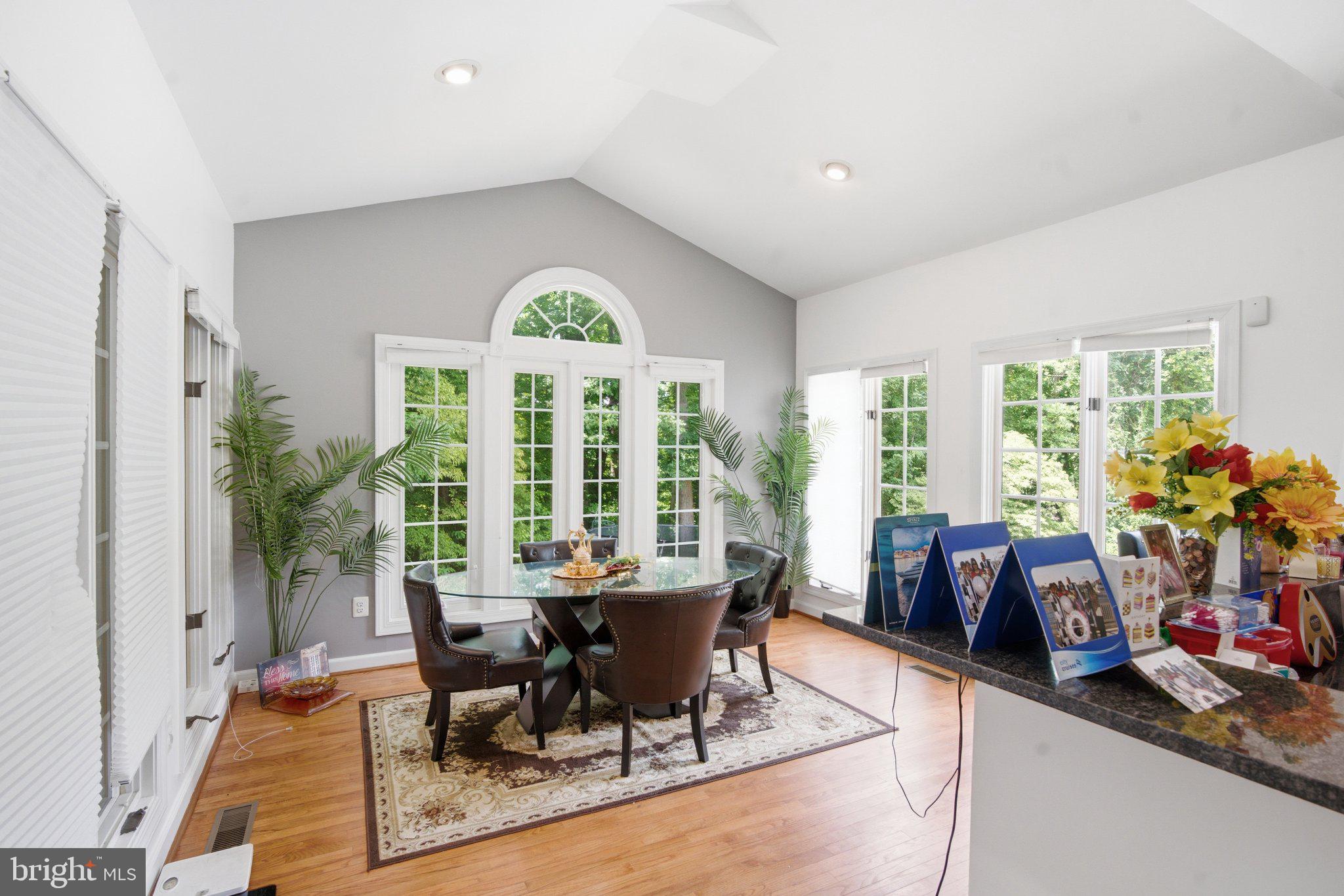 WYNNEWOOD - Residential