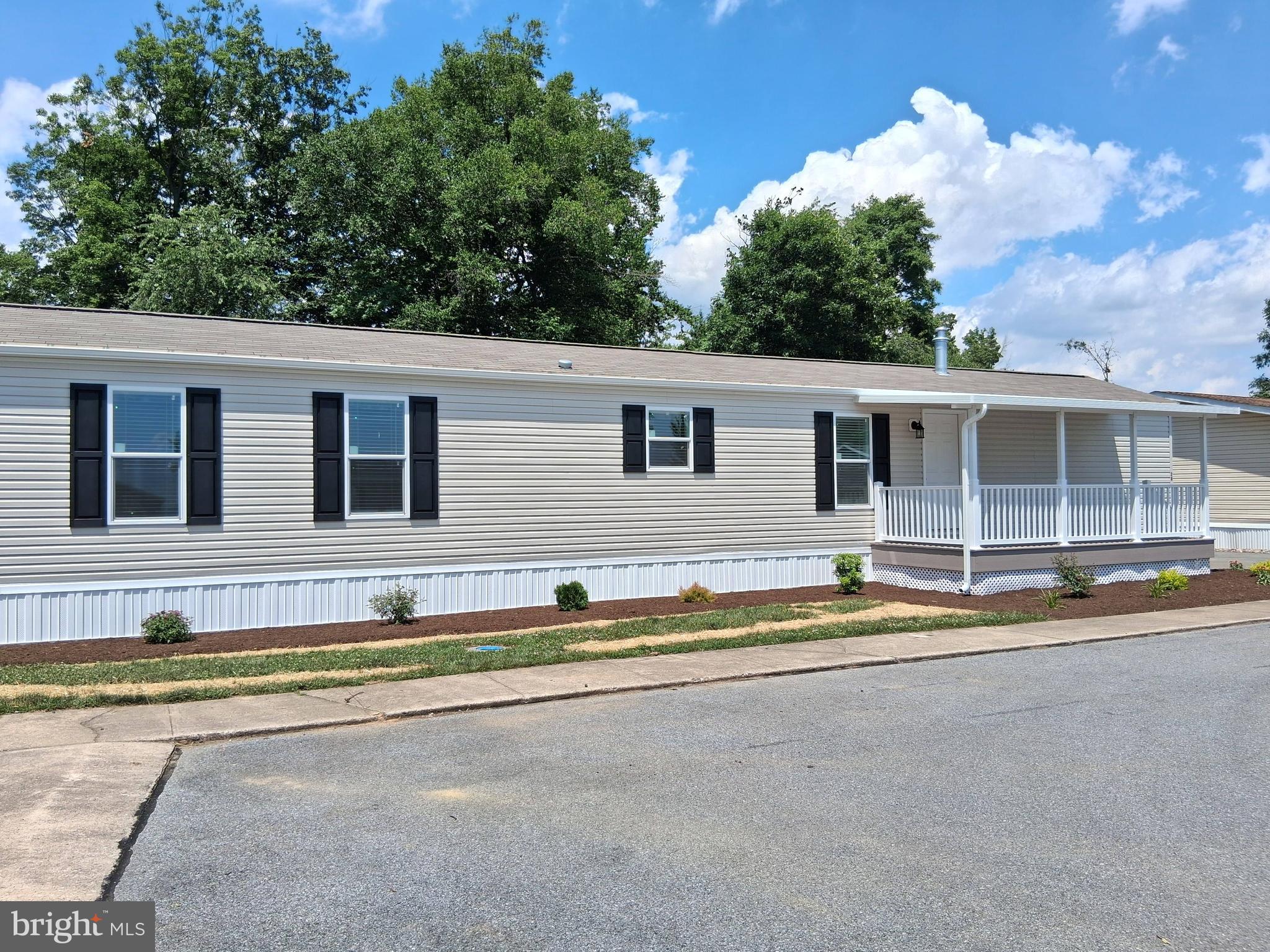 OAK RIDGE MOBILE PARK - Residential