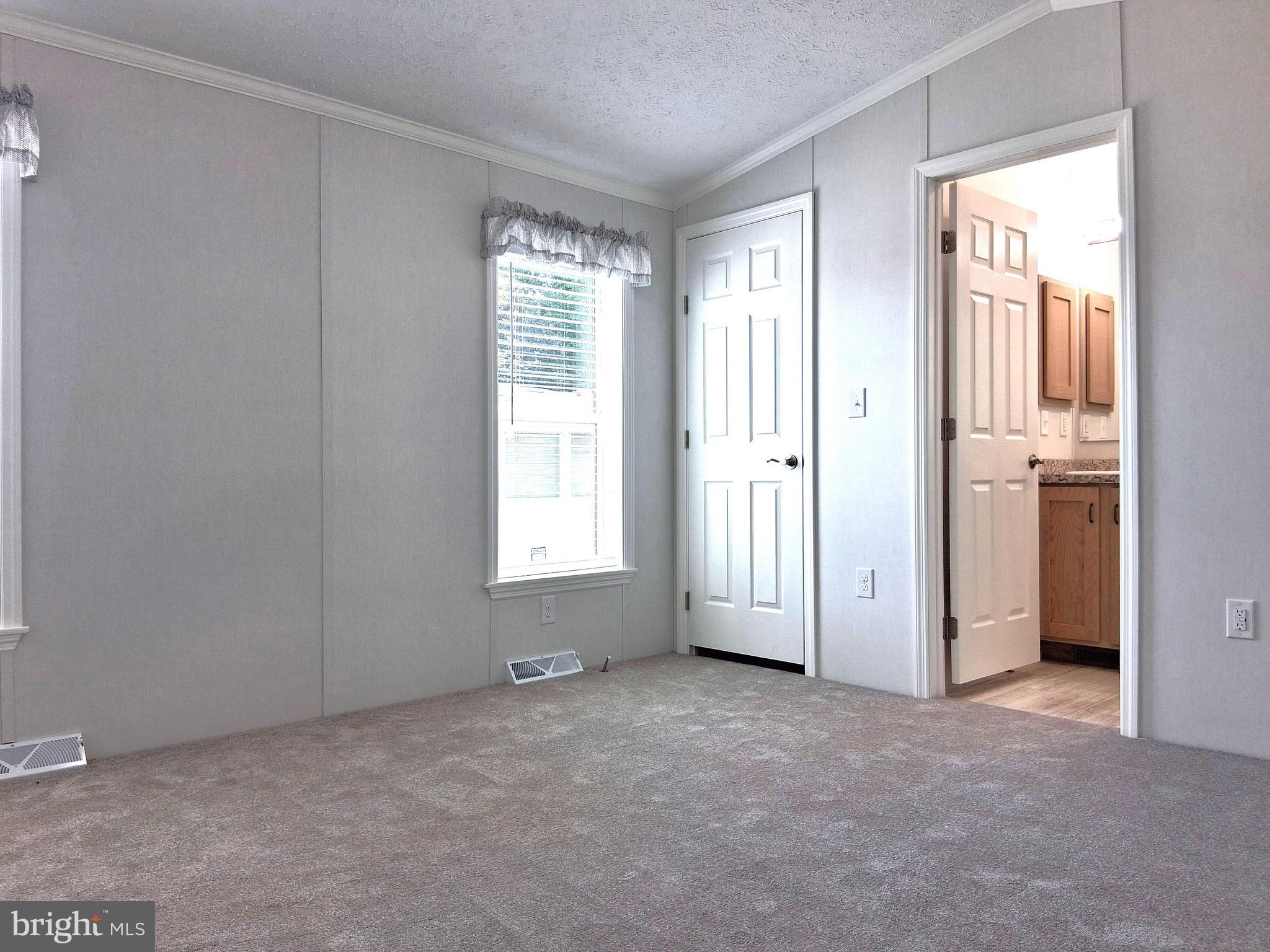 OAK RIDGE MOBILE PARK - Residential