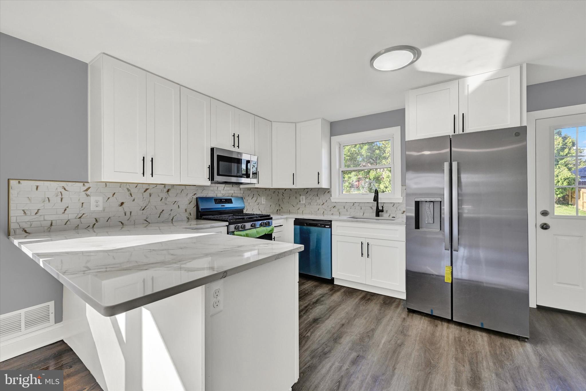 BELAIR GARDENS - Residential