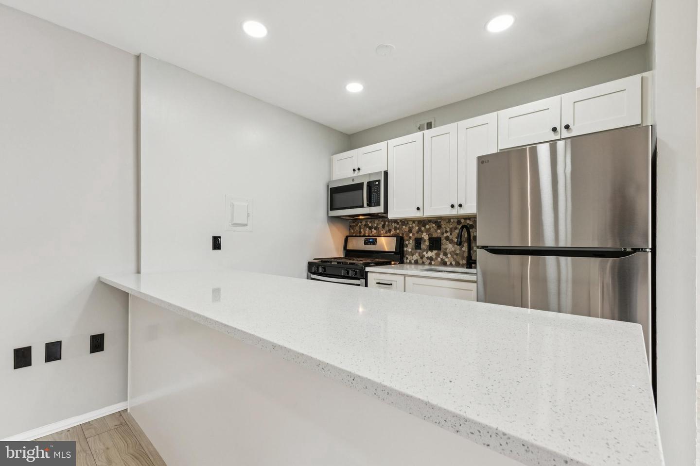 OCCOQUAN RIDGE CONDO - Residential