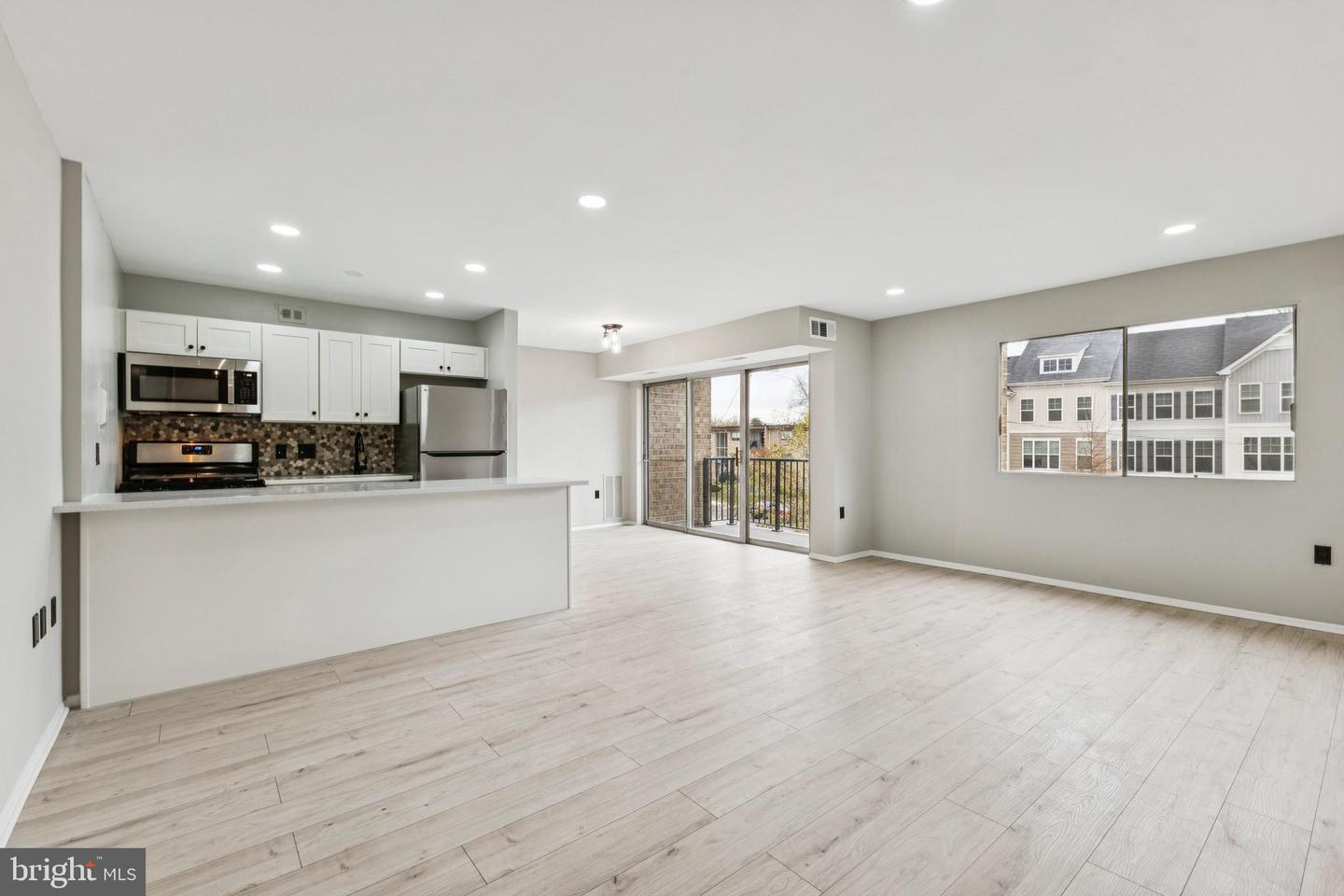 OCCOQUAN RIDGE CONDO - Residential