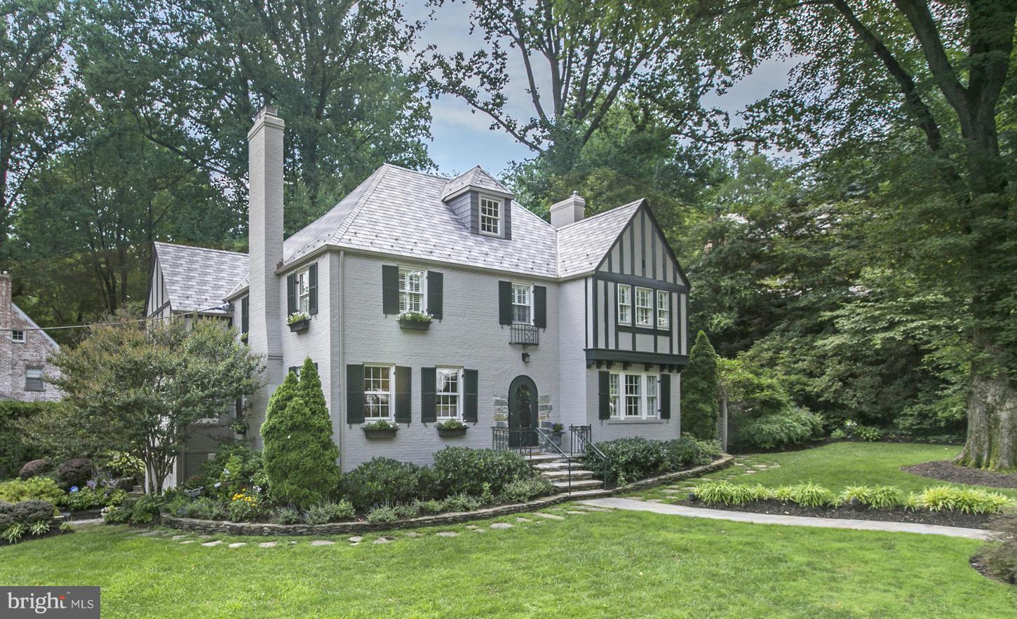 ROLLINGWOOD - Residential