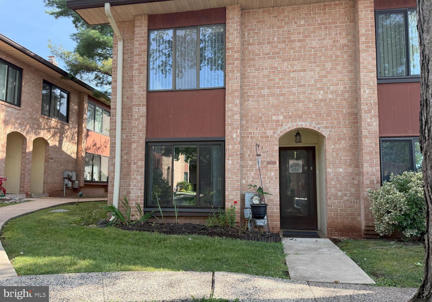 STONY BROOK - Residential