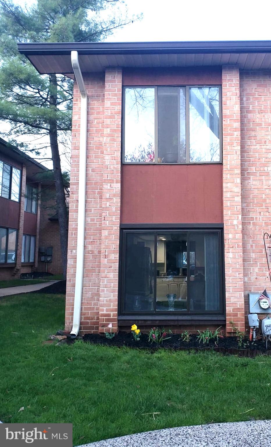 STONY BROOK - Residential