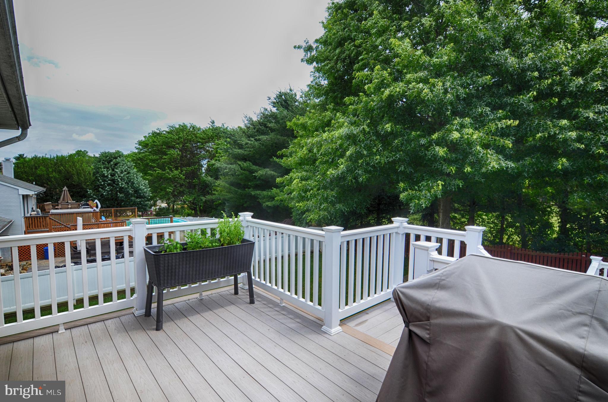 FOX HAVEN ESTATES - Residential