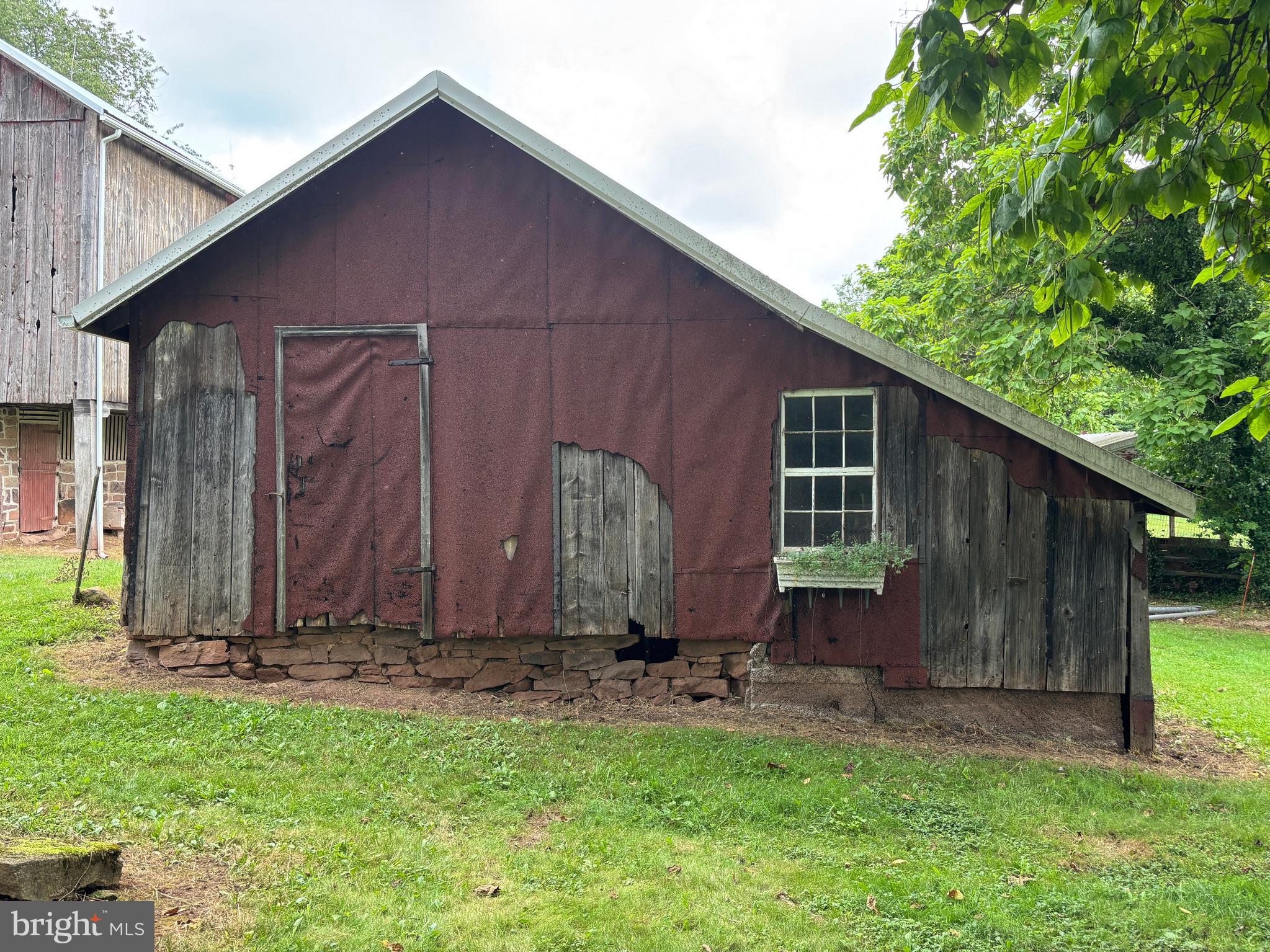 NONE, RURAL - Farm