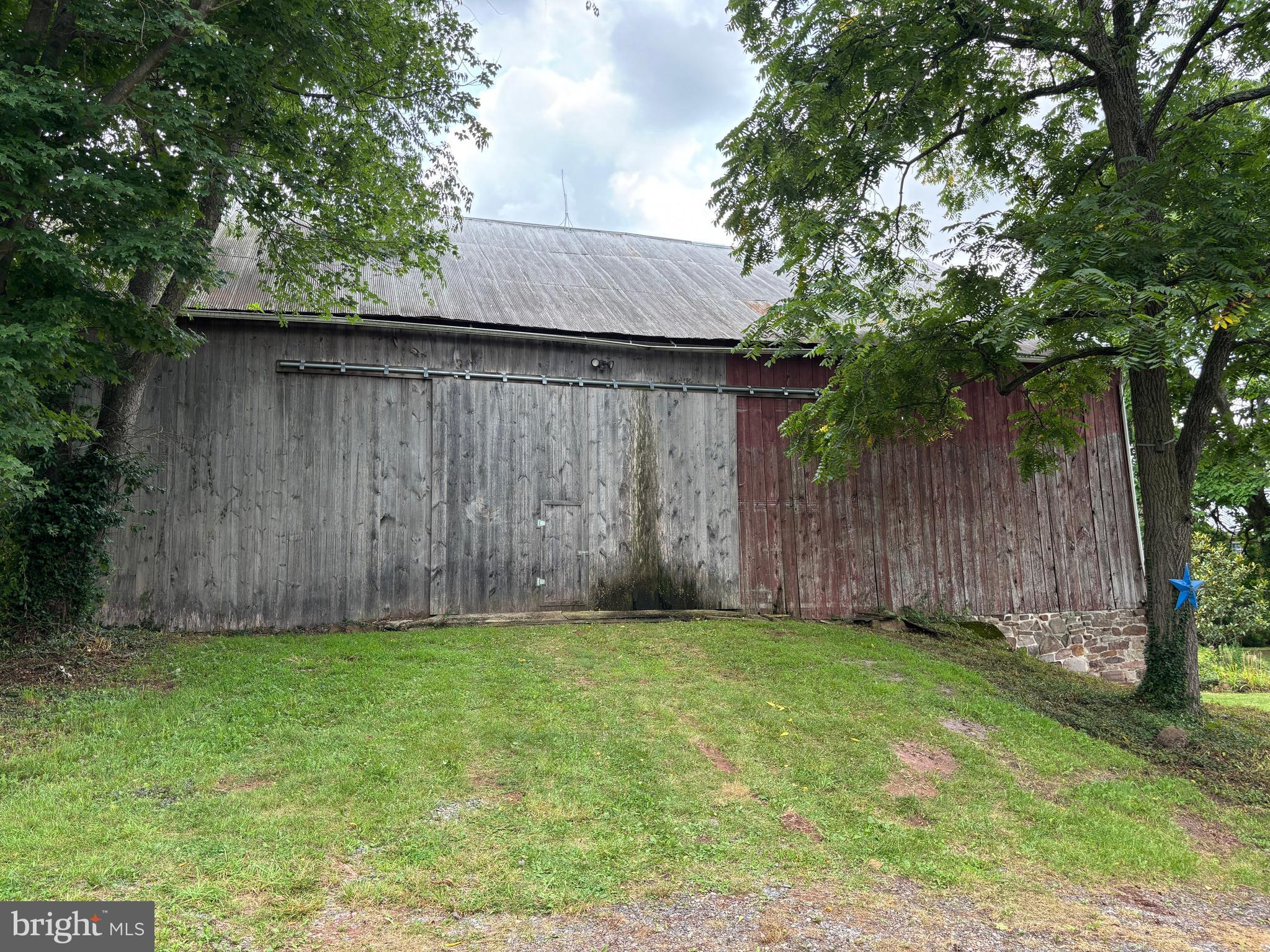 NONE, RURAL - Farm