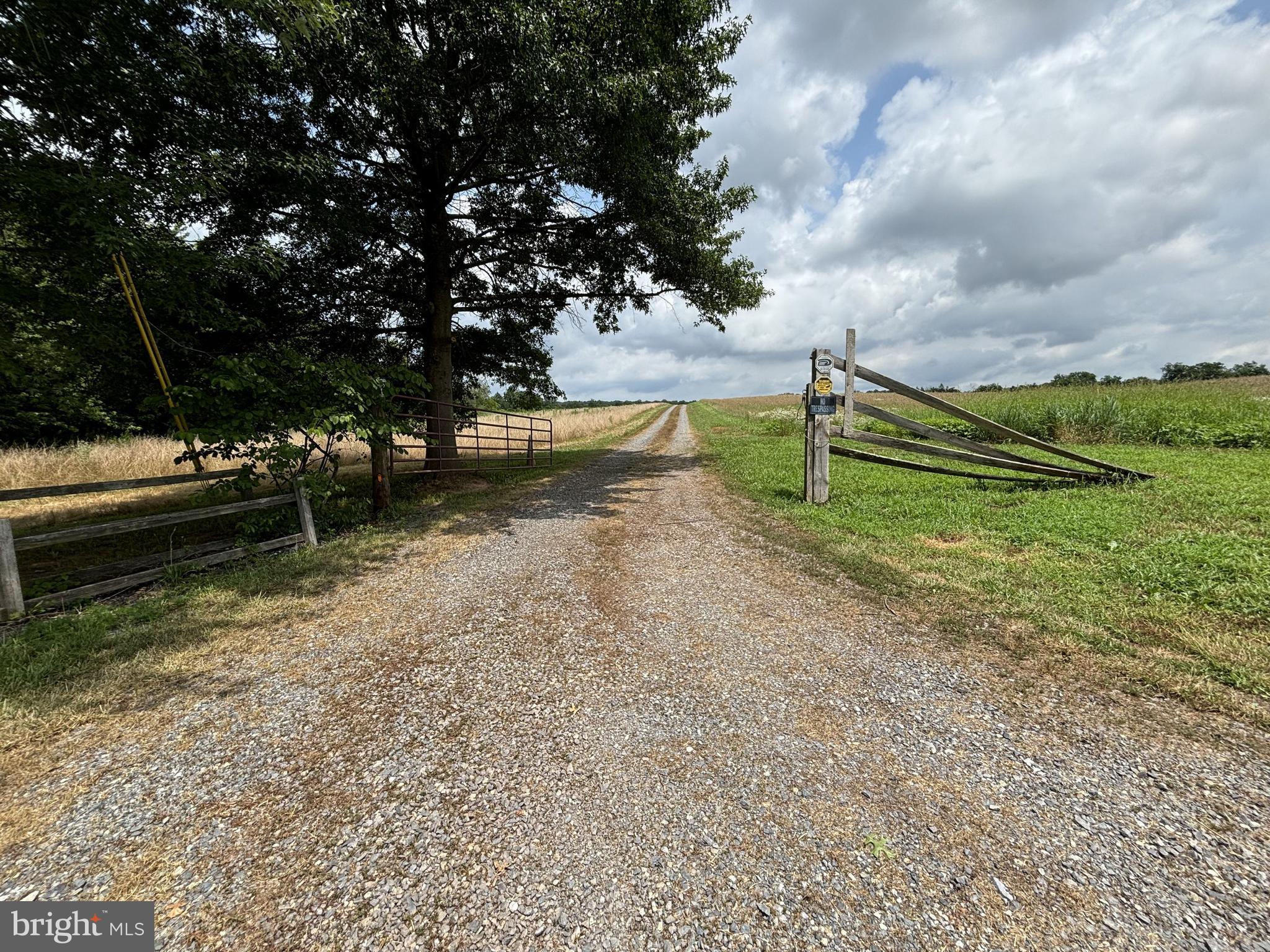 NONE, RURAL - Farm