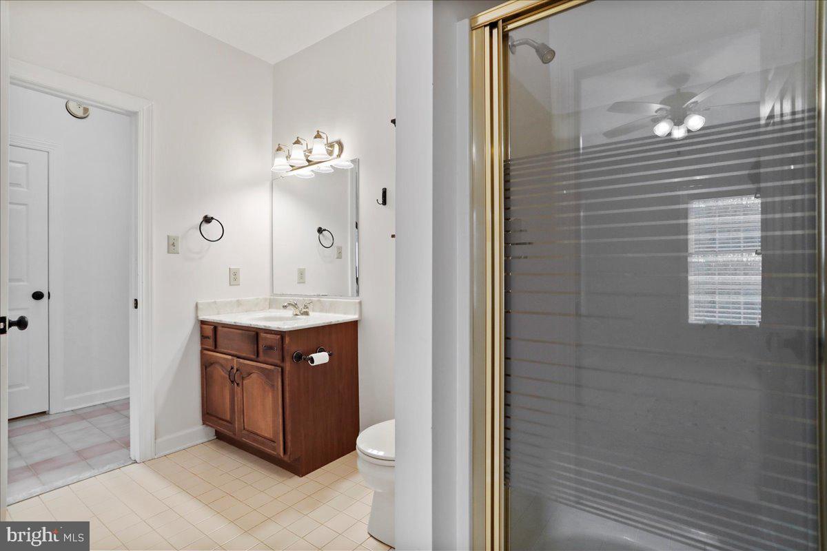 LOCUST HILL - Residential