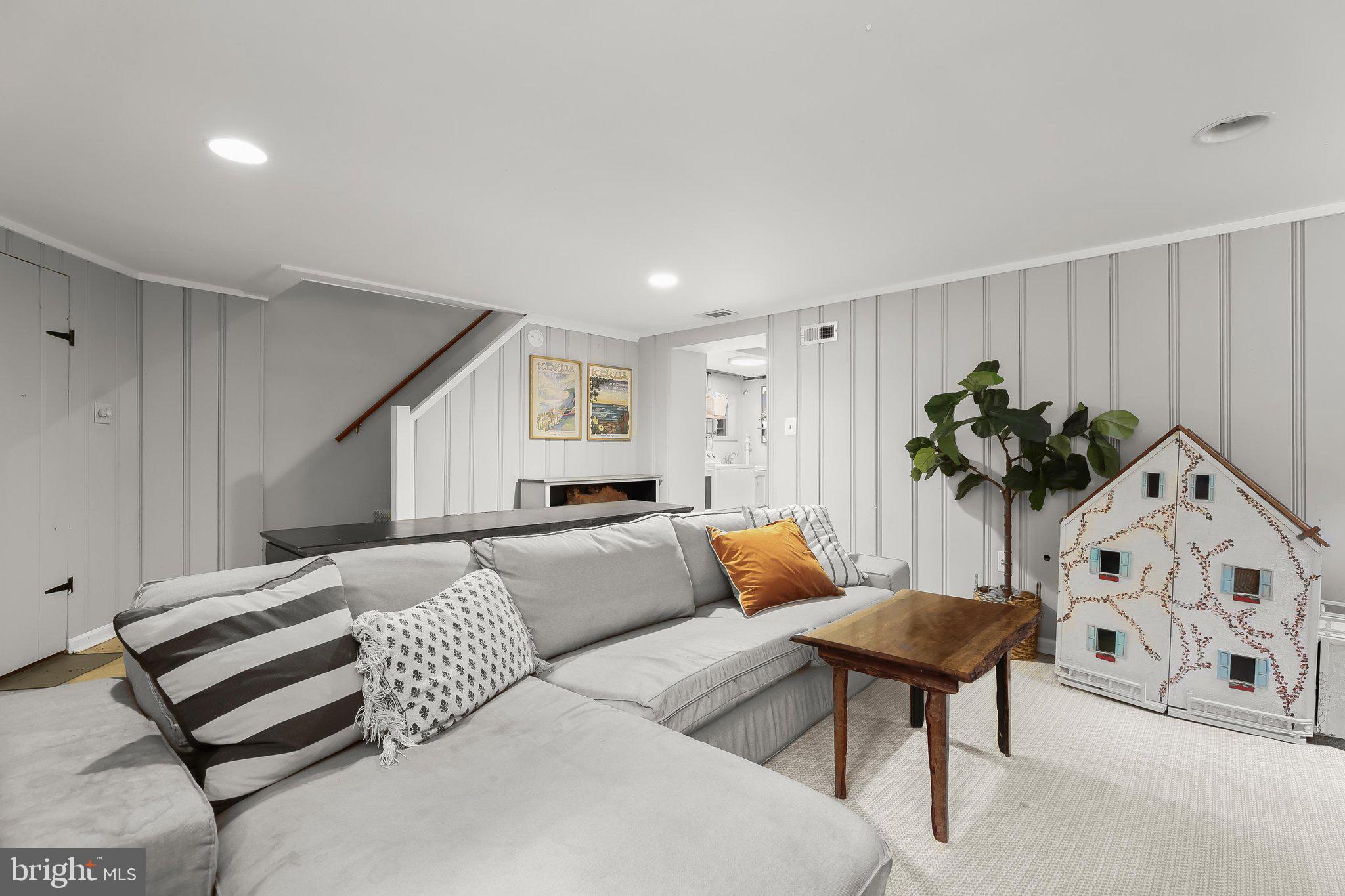 RODGERS FORGE - Residential