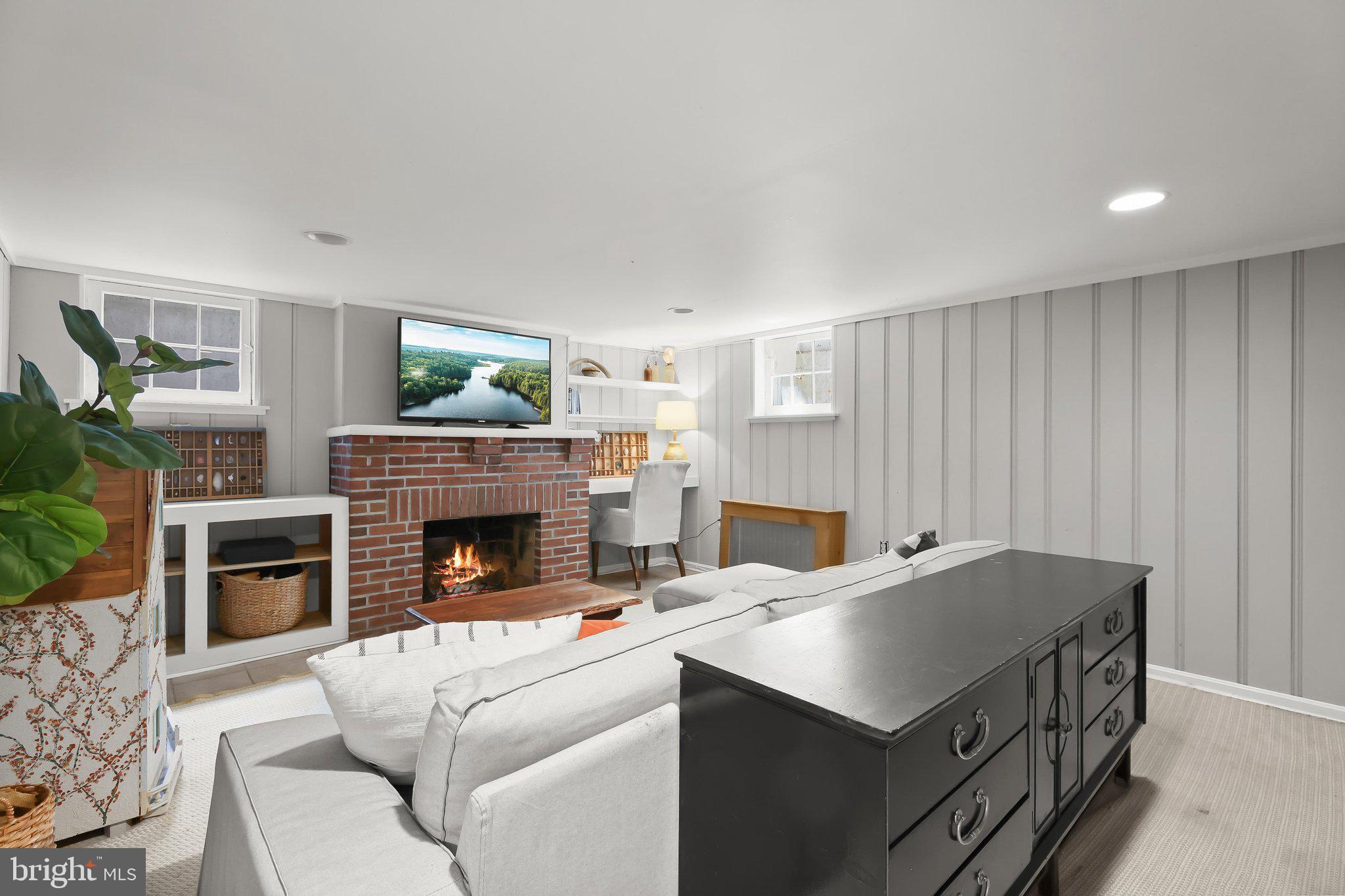 RODGERS FORGE - Residential